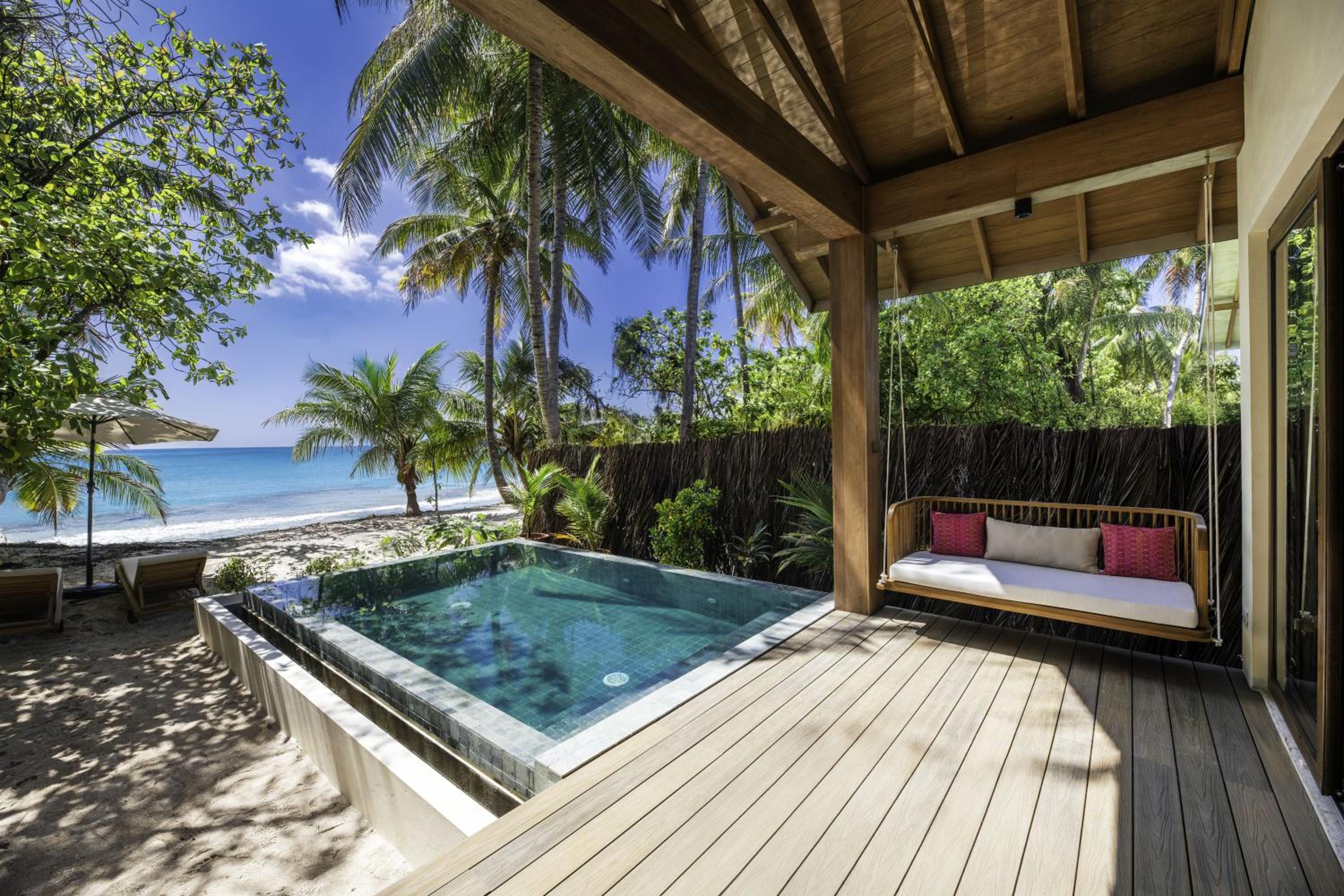 Premium Beach Pool Villa - Photo 3