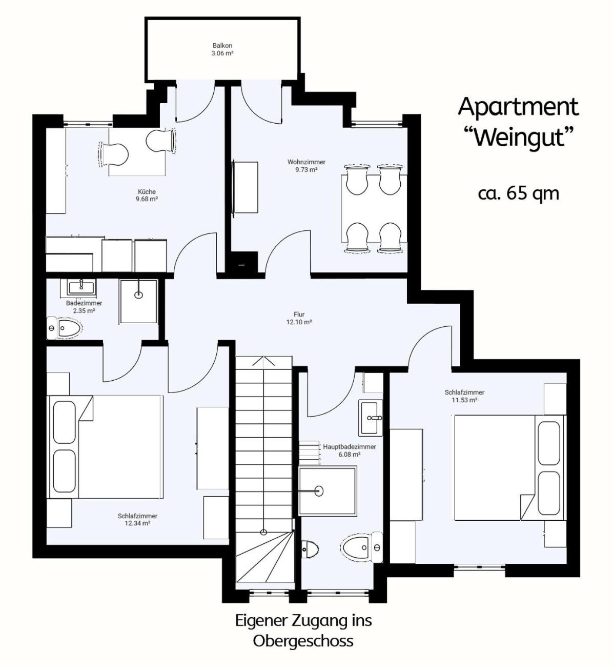 Apartment with Balcony photo 1