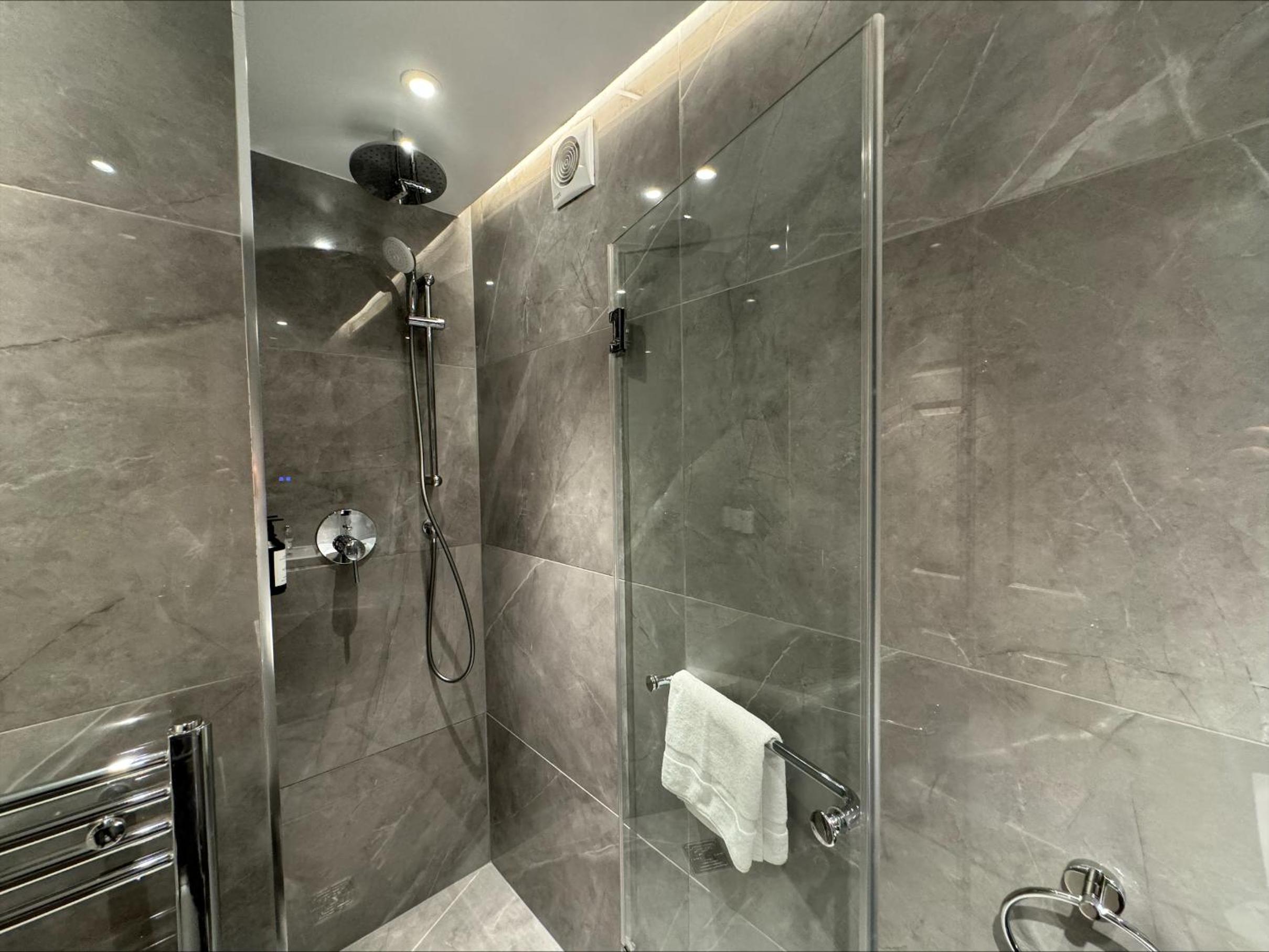 Superior Single Room photo 3