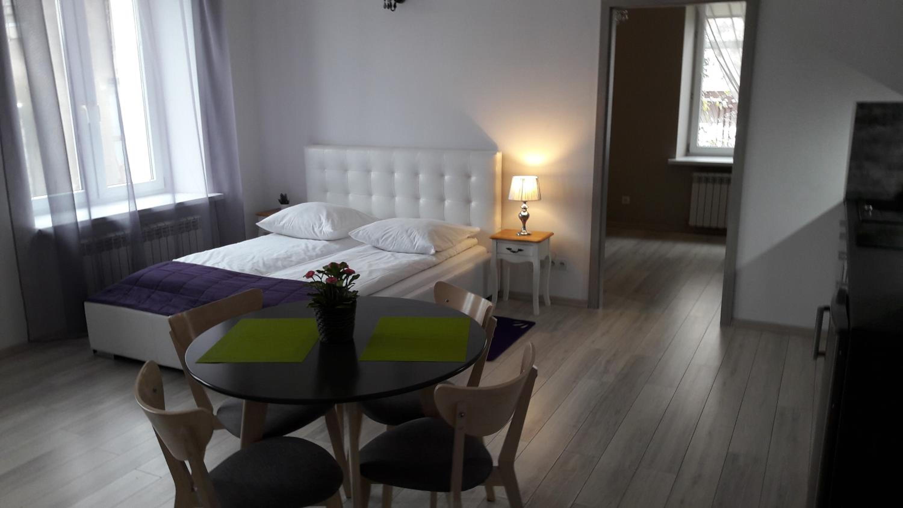 Two-Bedroom Apartment - Photo 21