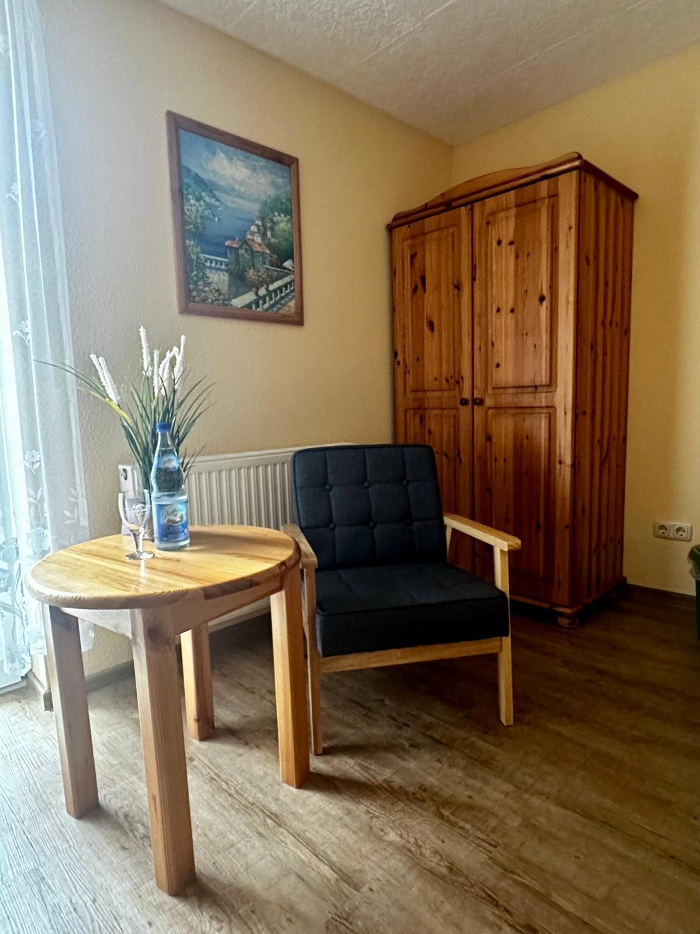 Budget Single Room photo 3