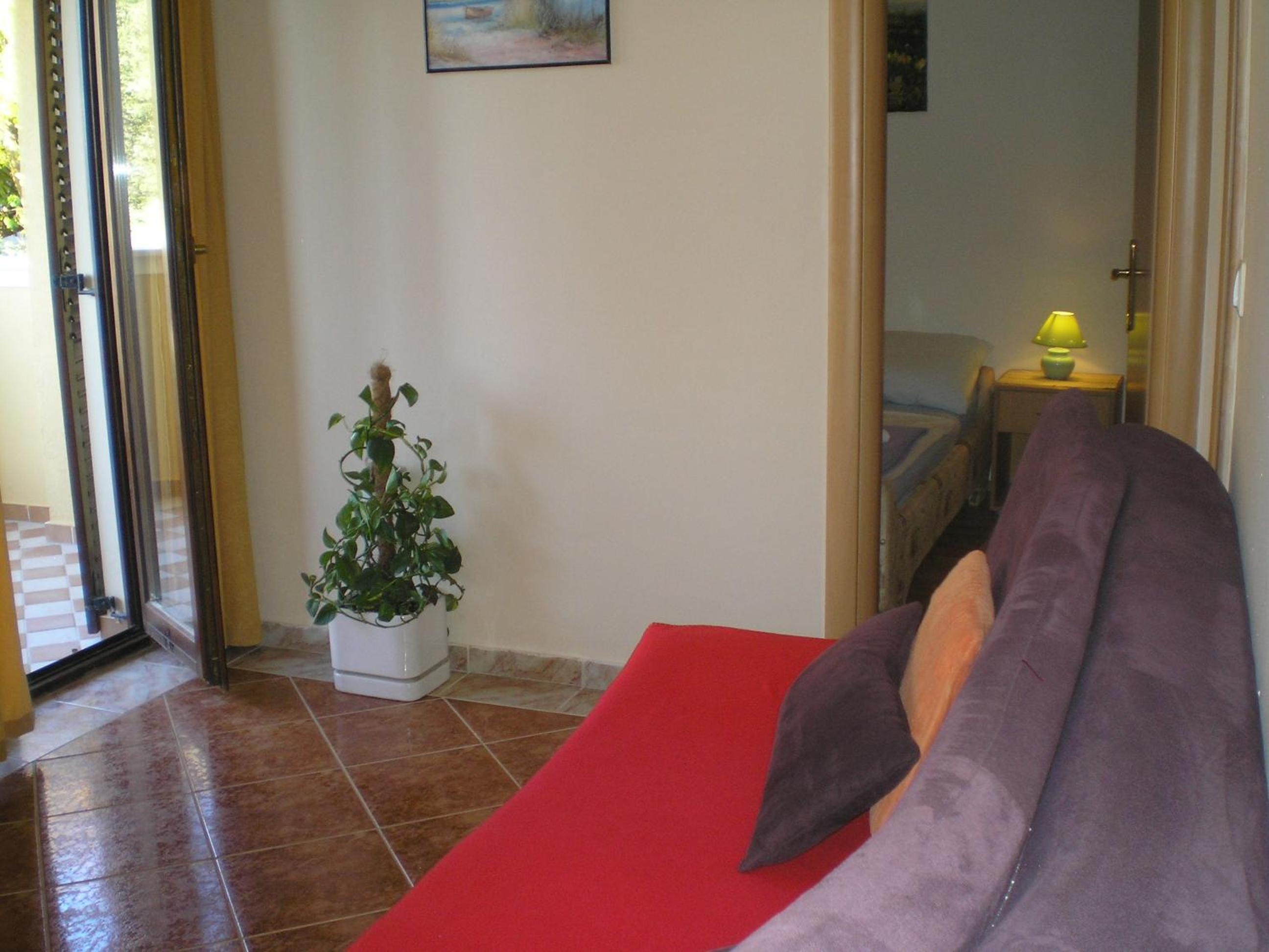 One-Bedroom Apartment (3 Adults) photo 2