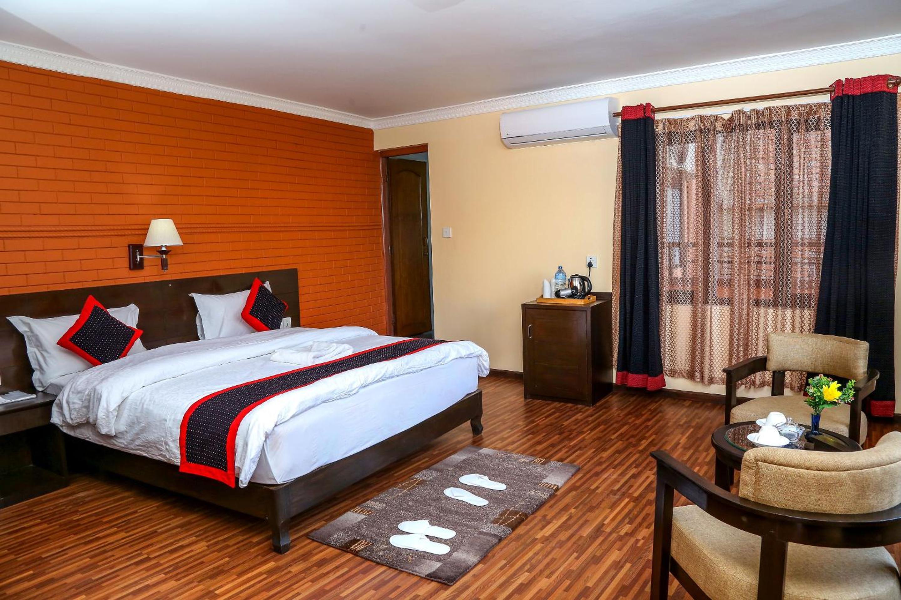 Superior Deluxe Double or Twin Room  photo 1