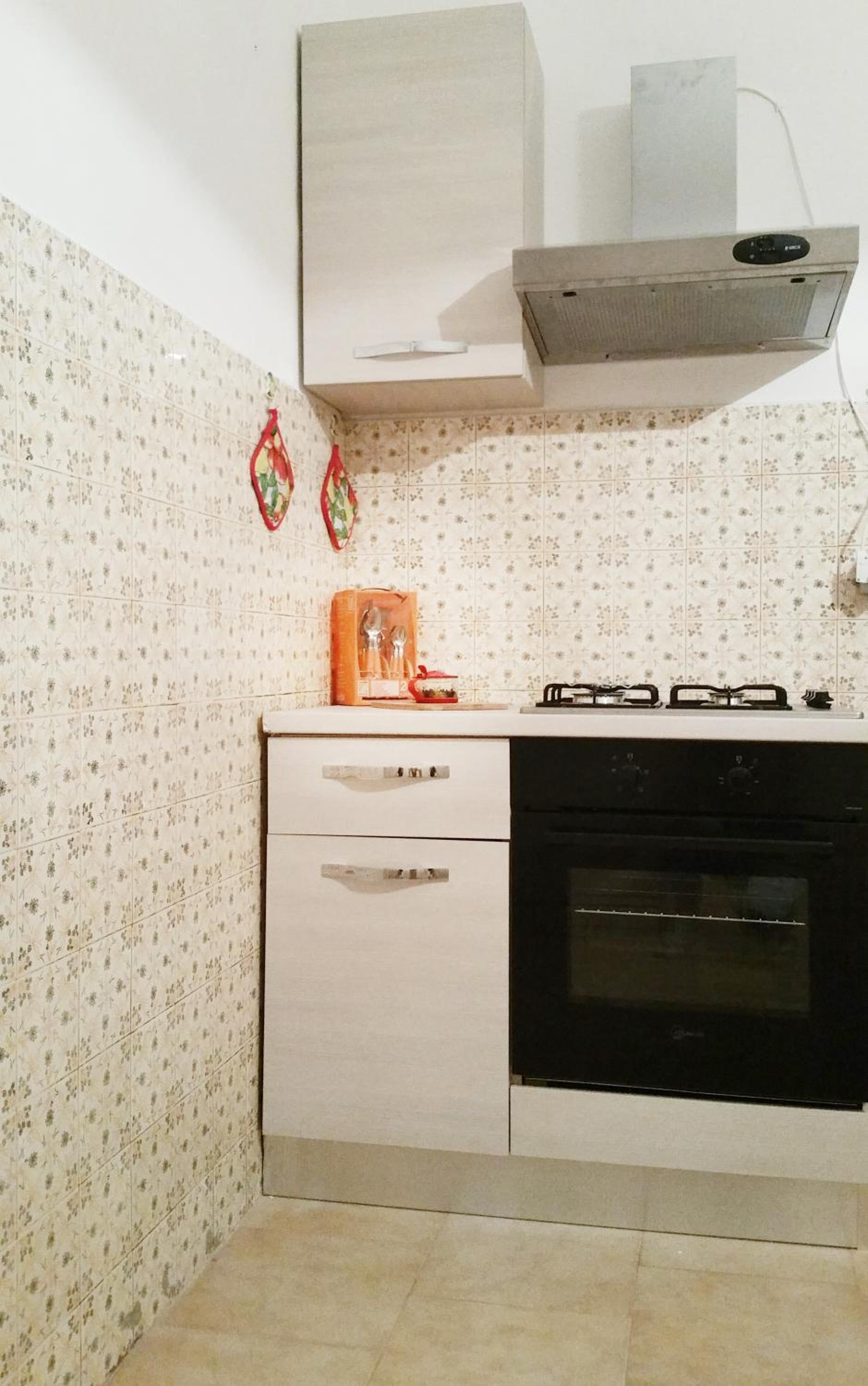 Apartment photo 2