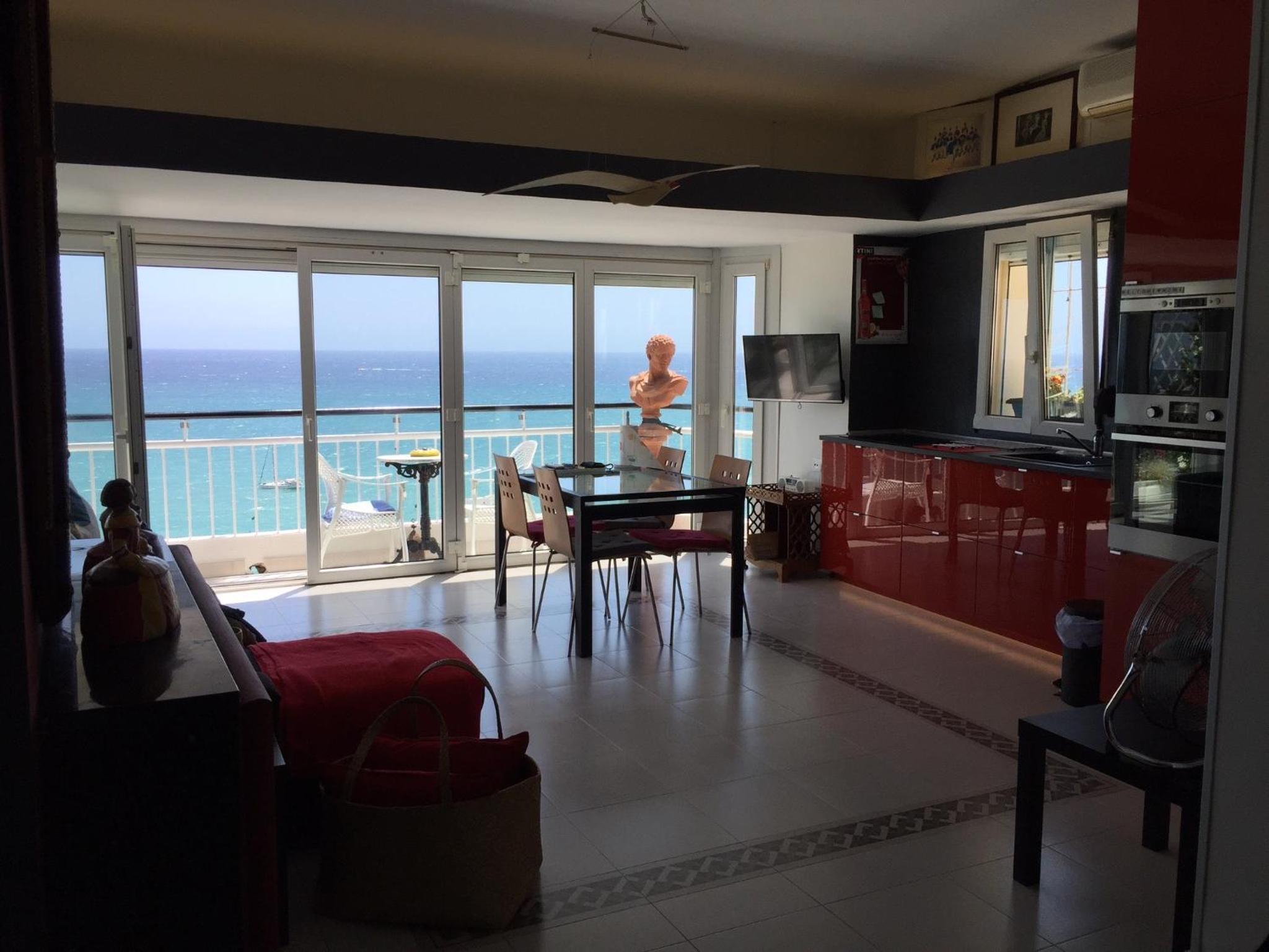 Penthouse with Terrace and Sea View - Photo 29