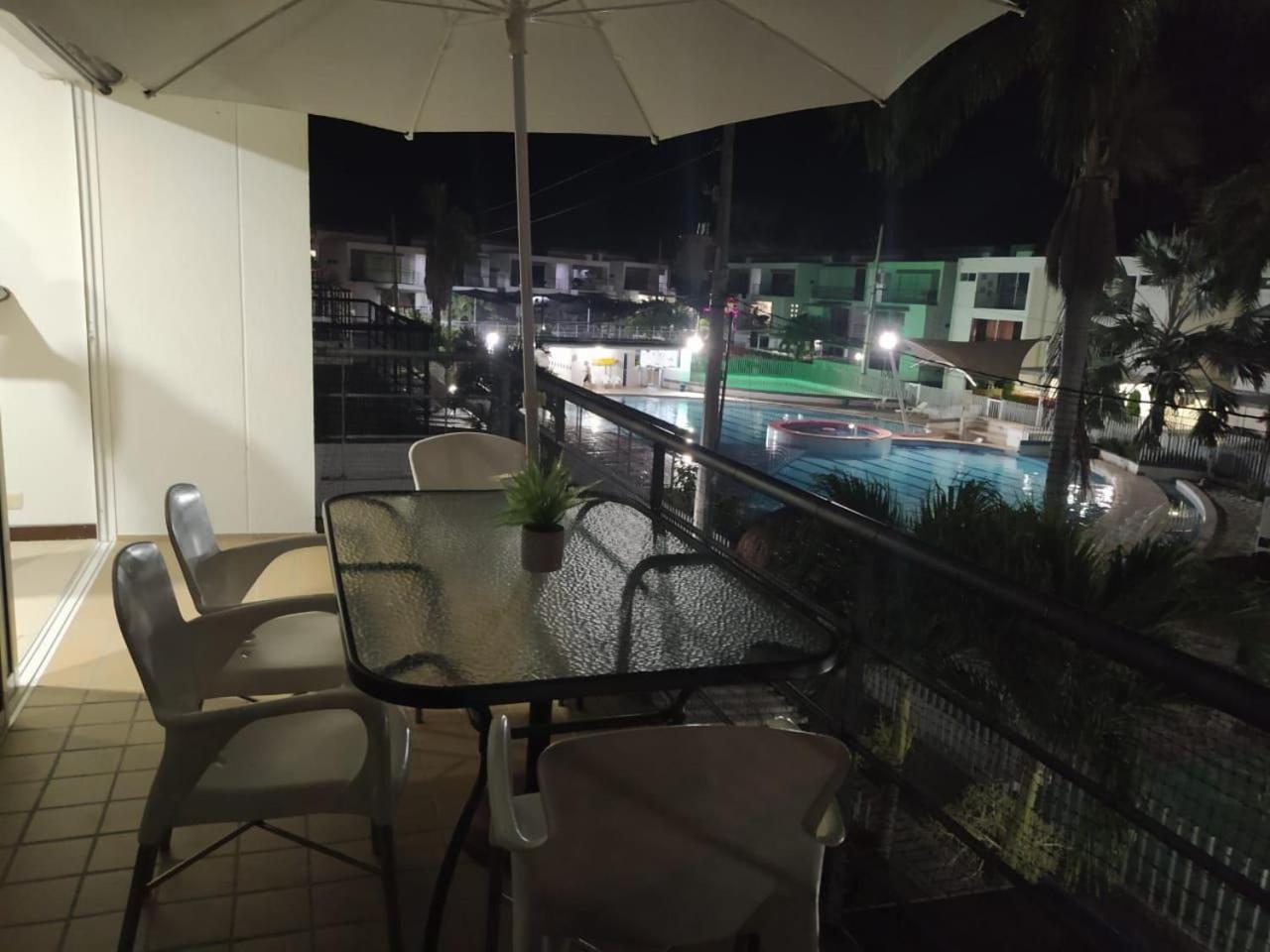 Apartment with Pool View  photo 1