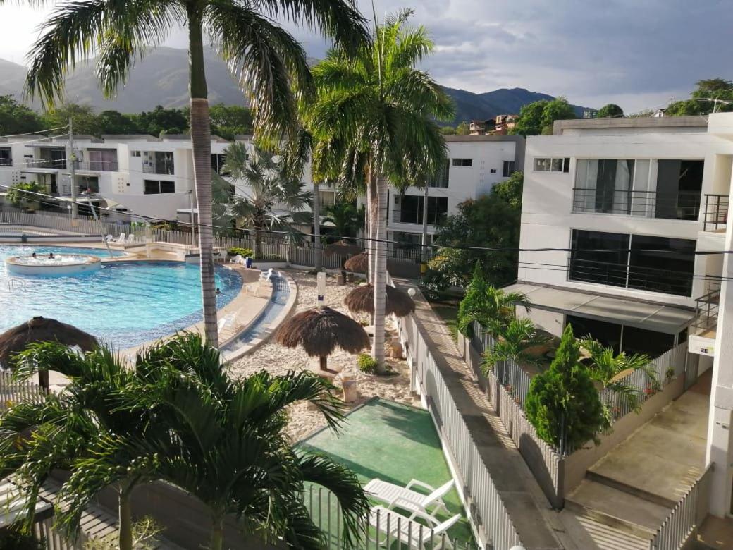 Apartment with Pool View  photo 2