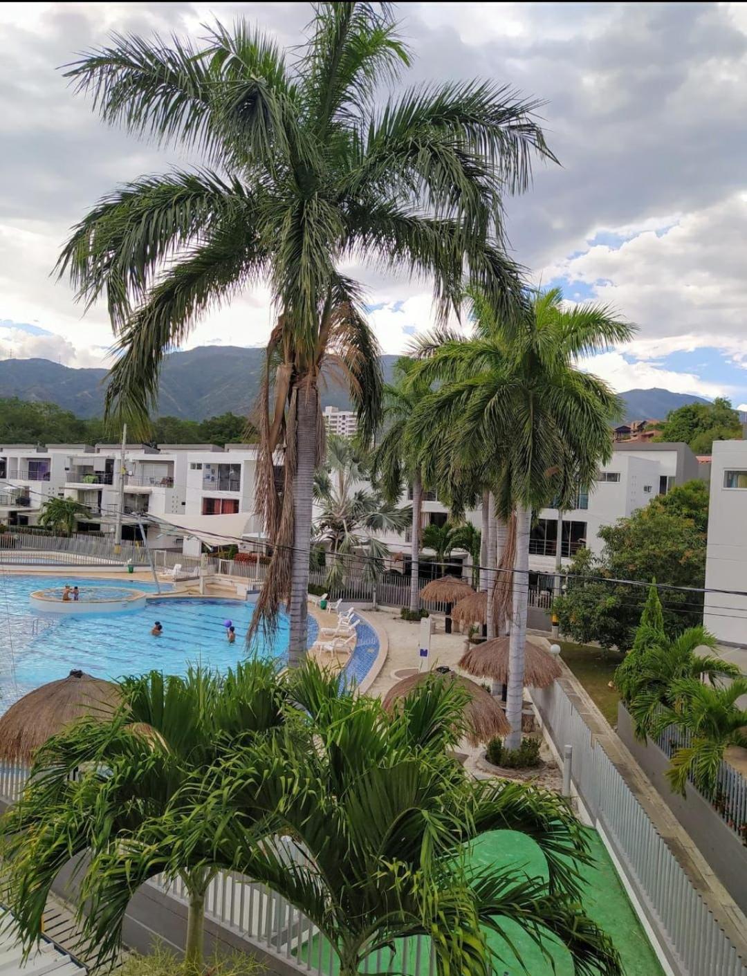 Apartment with Pool View  photo 3