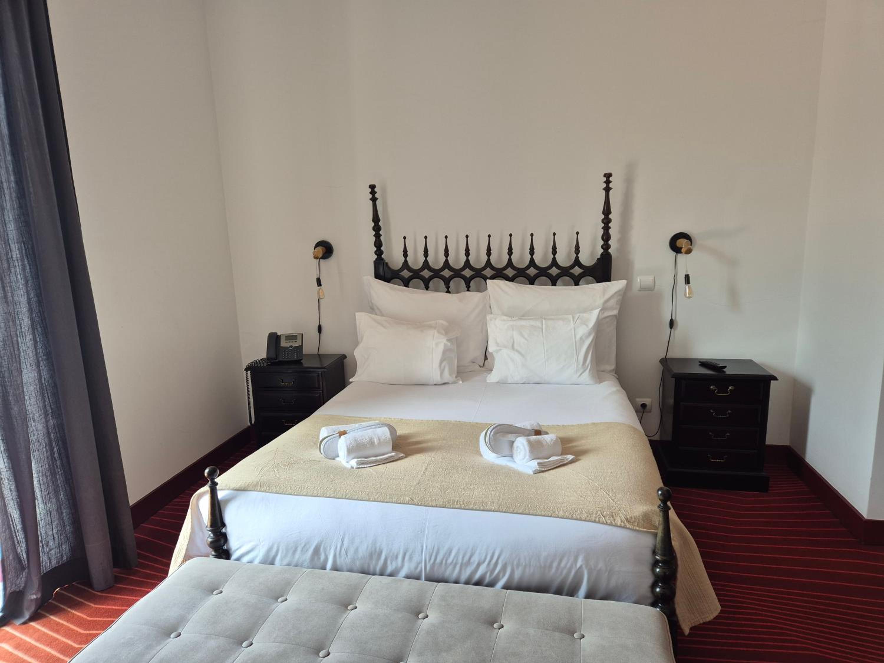 Executive Suite - Photo 3