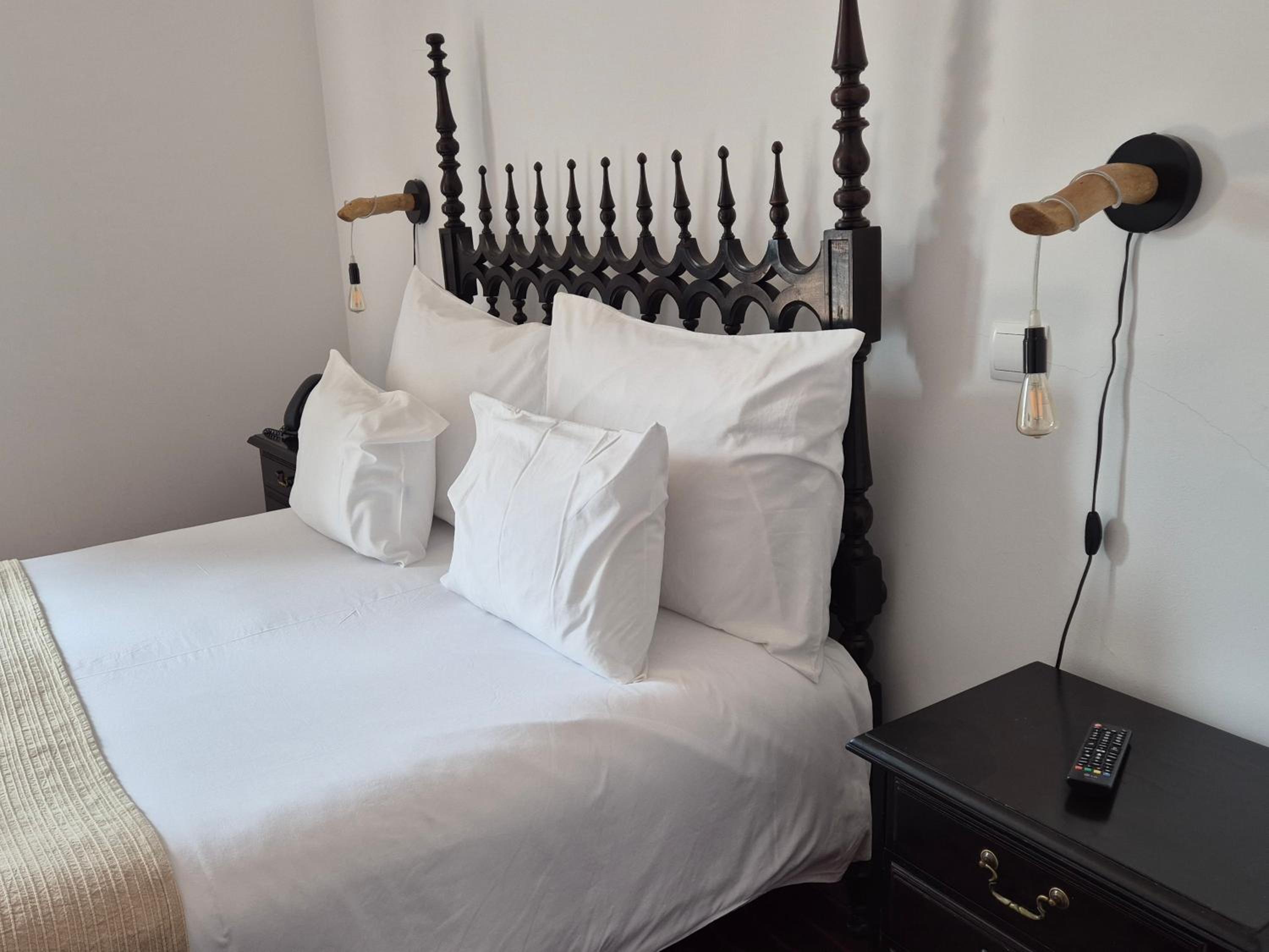 Executive Suite - Photo 1