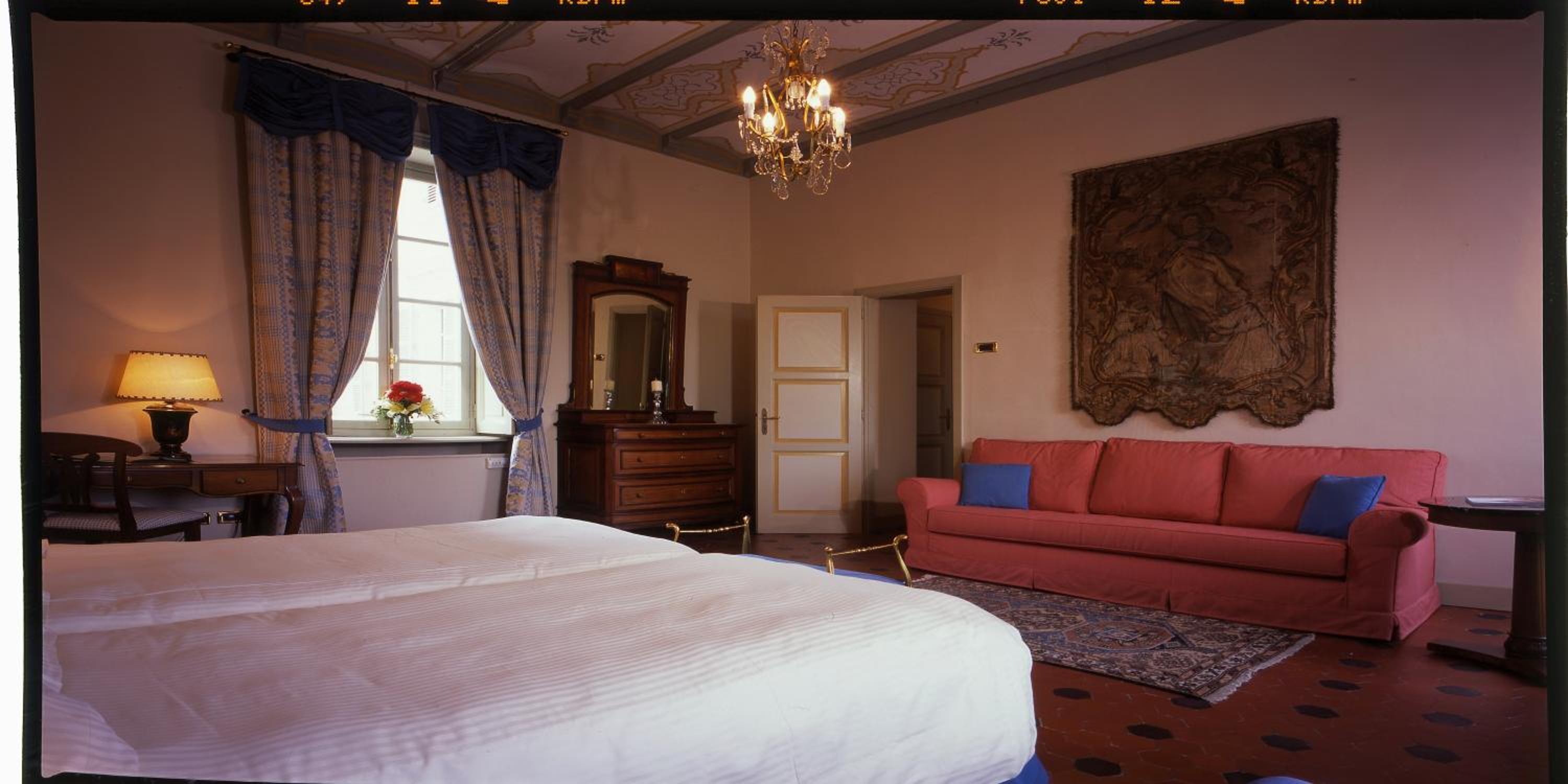 Deluxe Double or Twin Room photo 3