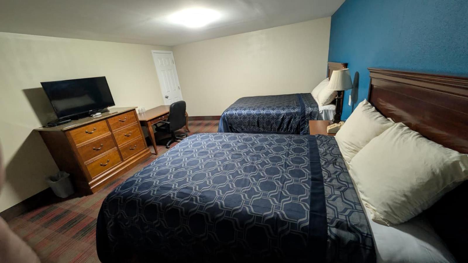 Superior Double Room with Two Double Beds photo 3