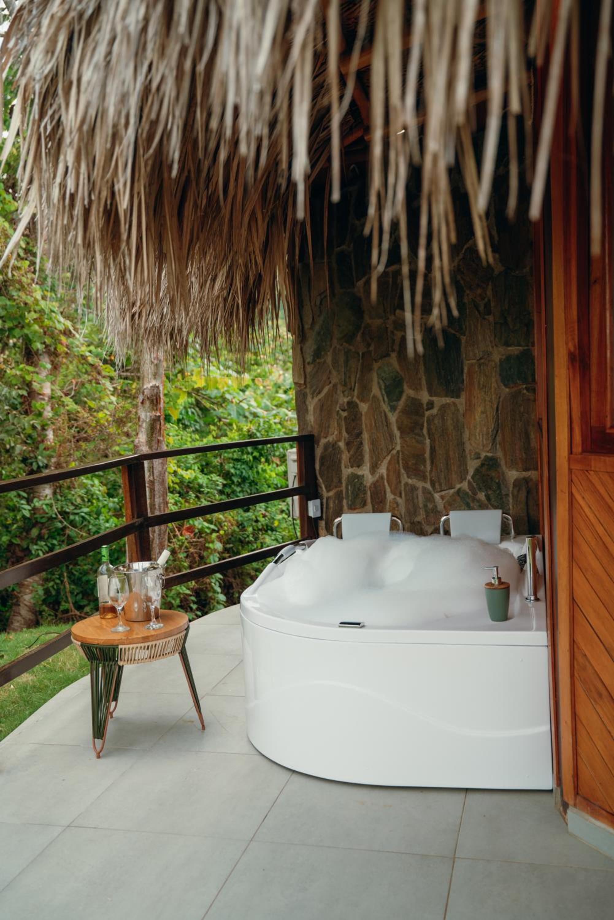 Deluxe Bungalow with Hot Tub photo 1