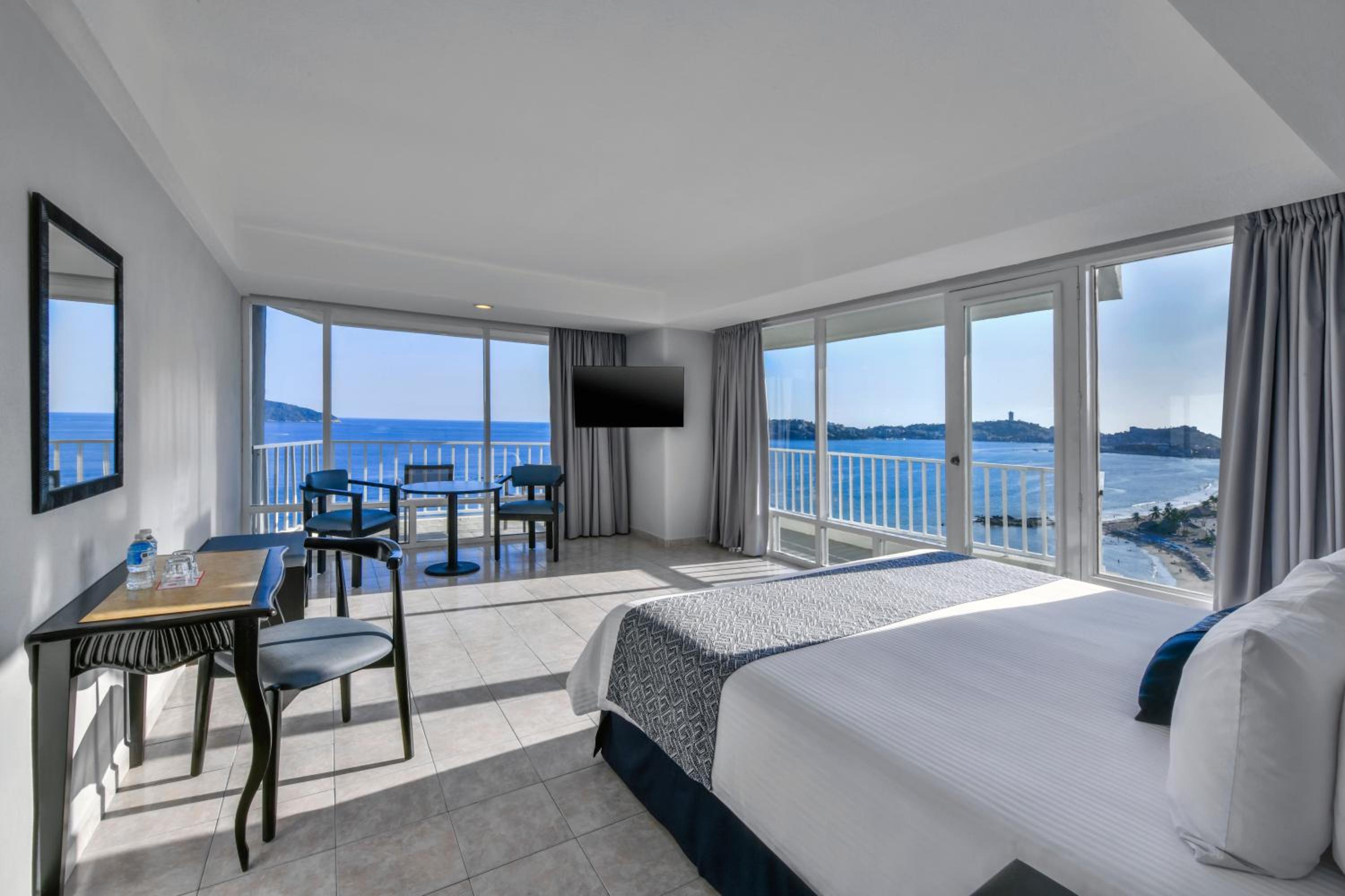 Queen Room with Sea View photo 3