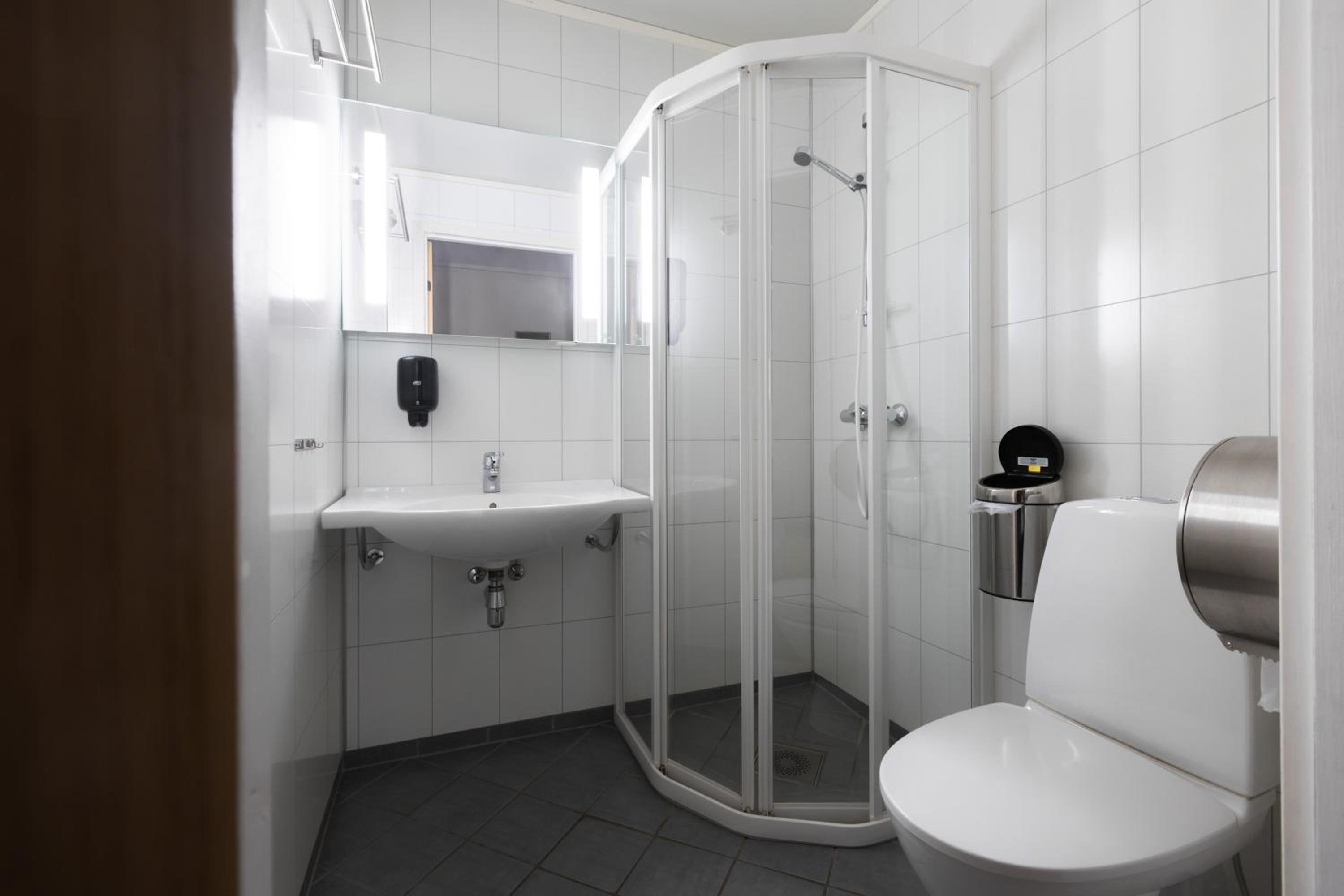 Double or Twin Room with Garden View photo 2