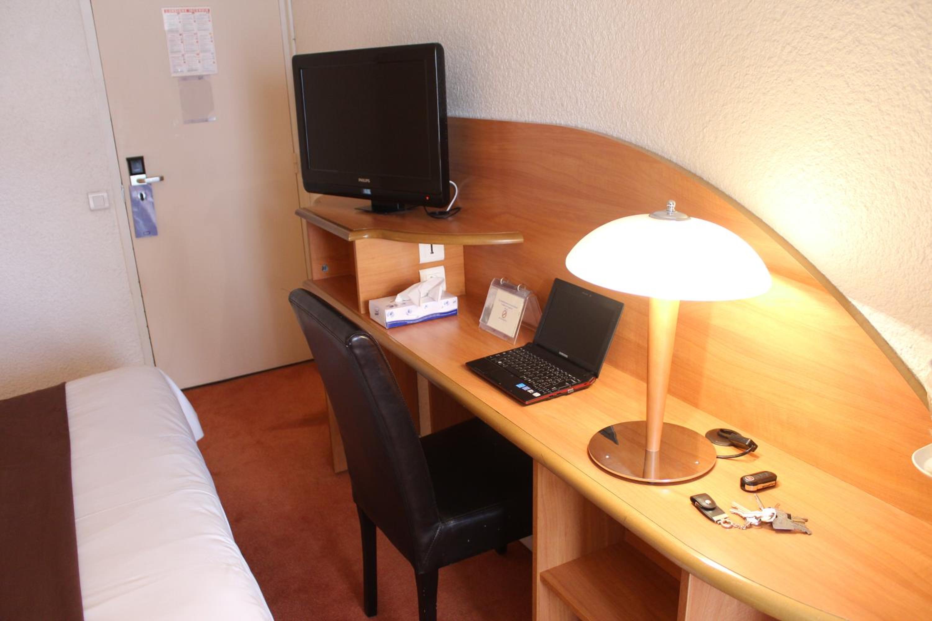 Double Room - Photo 4