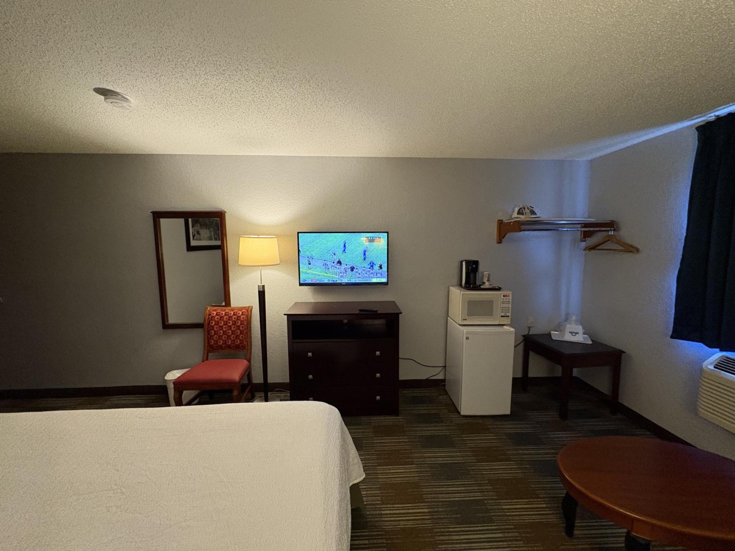 King Room - Disability Access photo 3