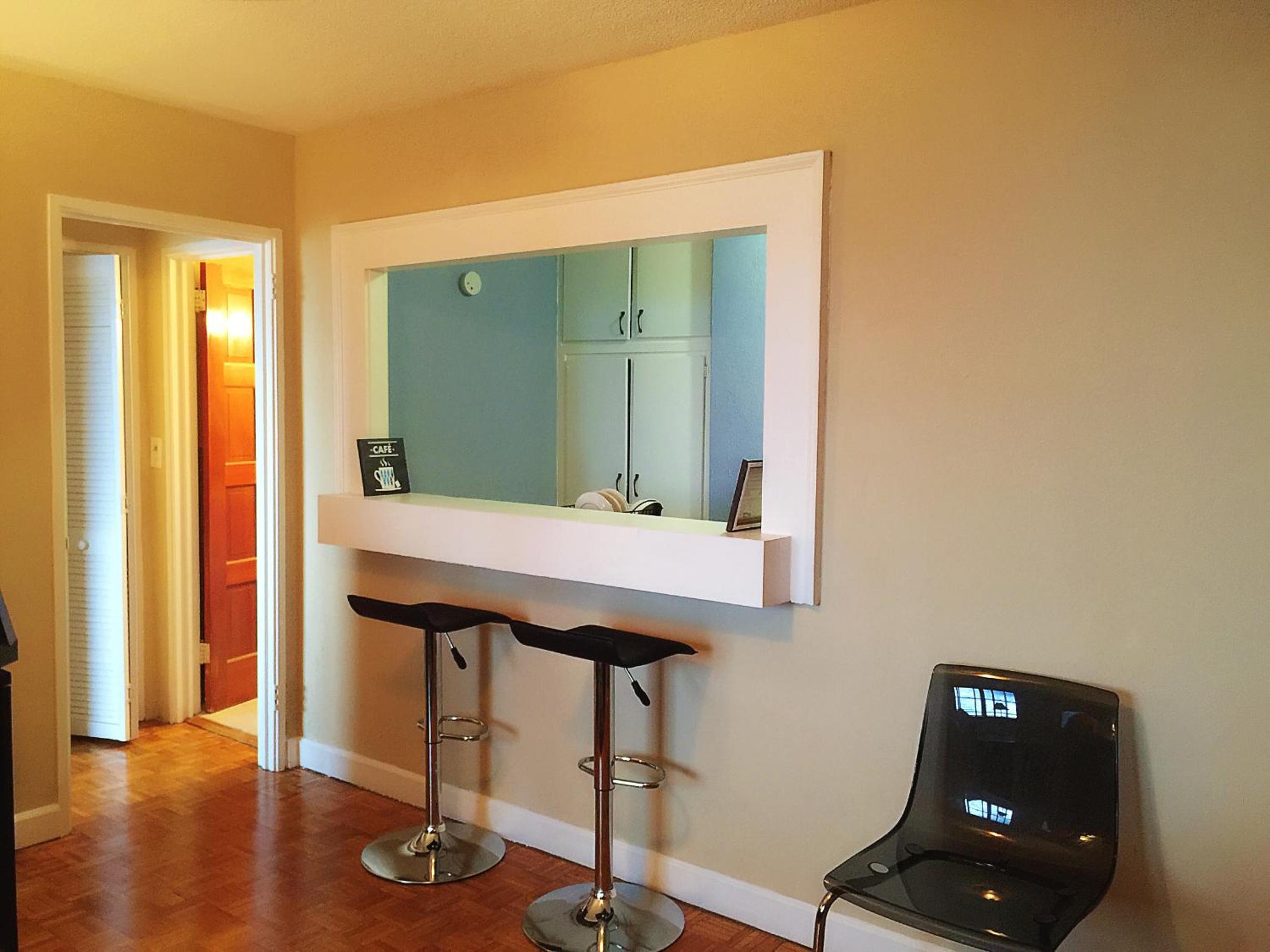 One-Bedroom Apartment - Photo 13