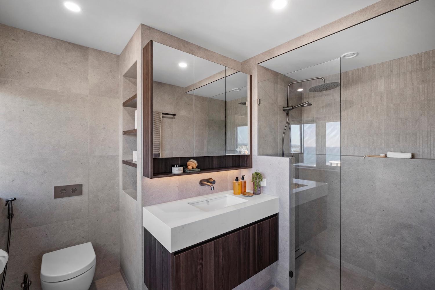 Two Bedroom Ocean View Penthouse with Private Rooftop Pool photo 3