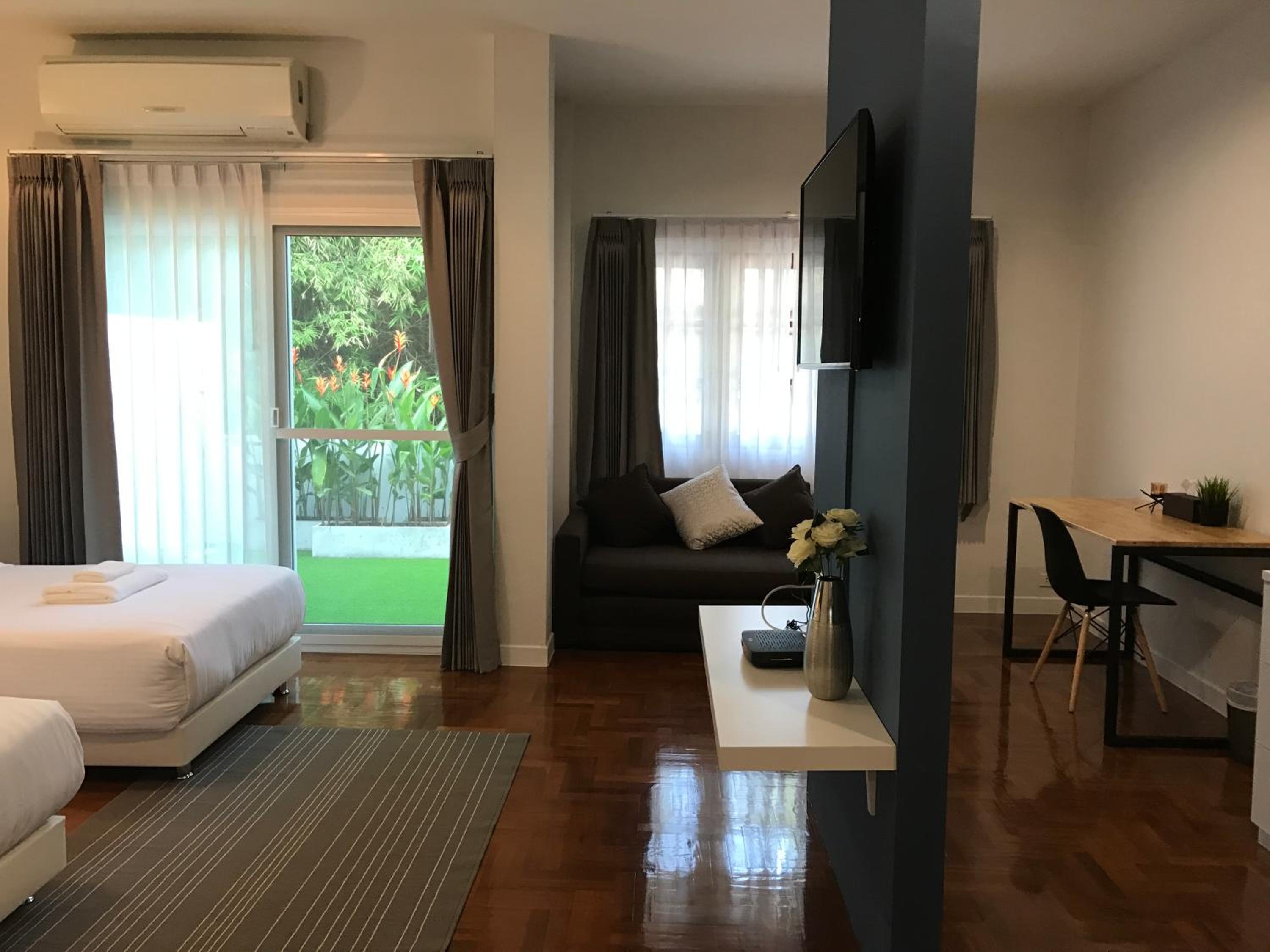 Three-Bedroom Villa - Photo 23