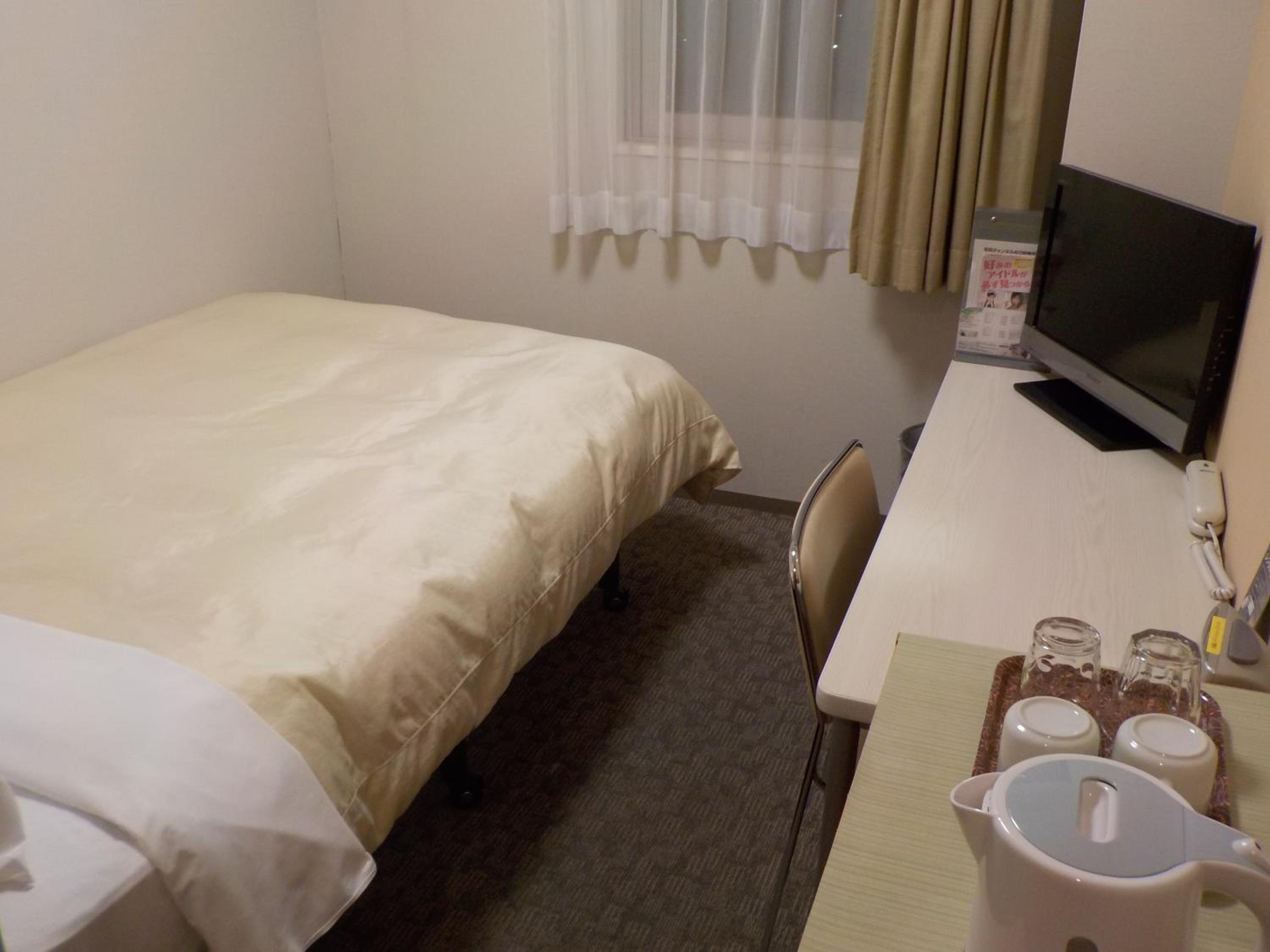 Double Room with Small Double Bed - Non-Smoking