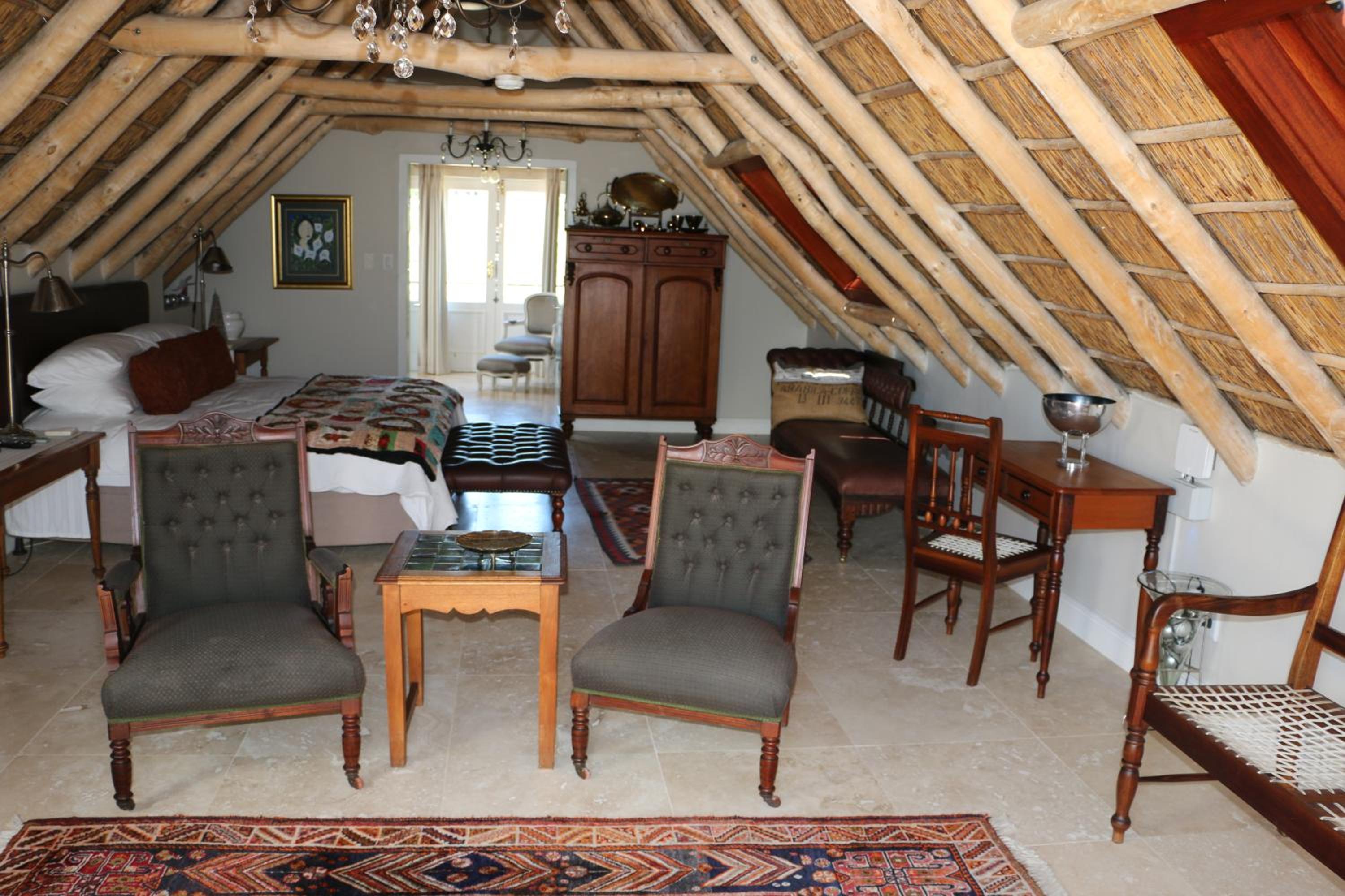 Deluxe King Suite