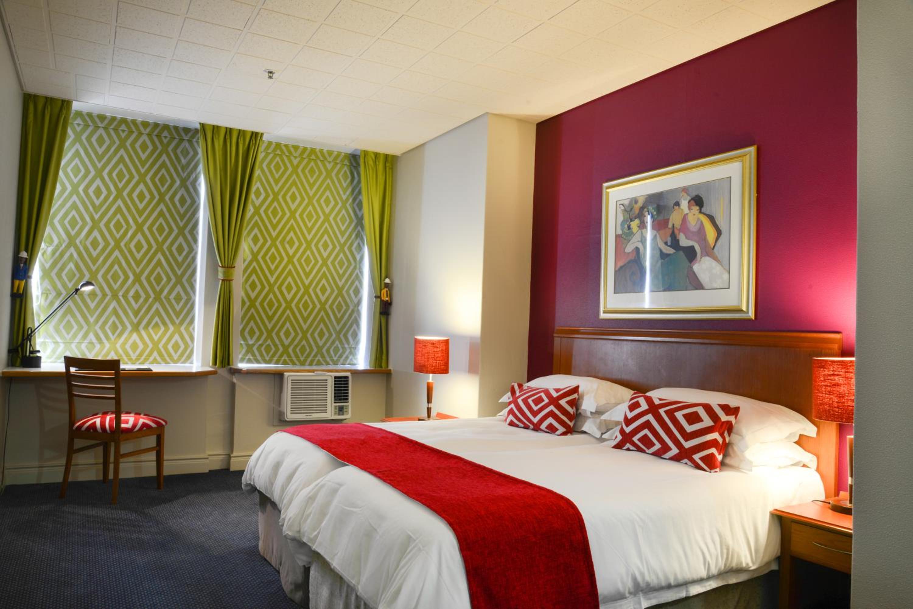 room-image