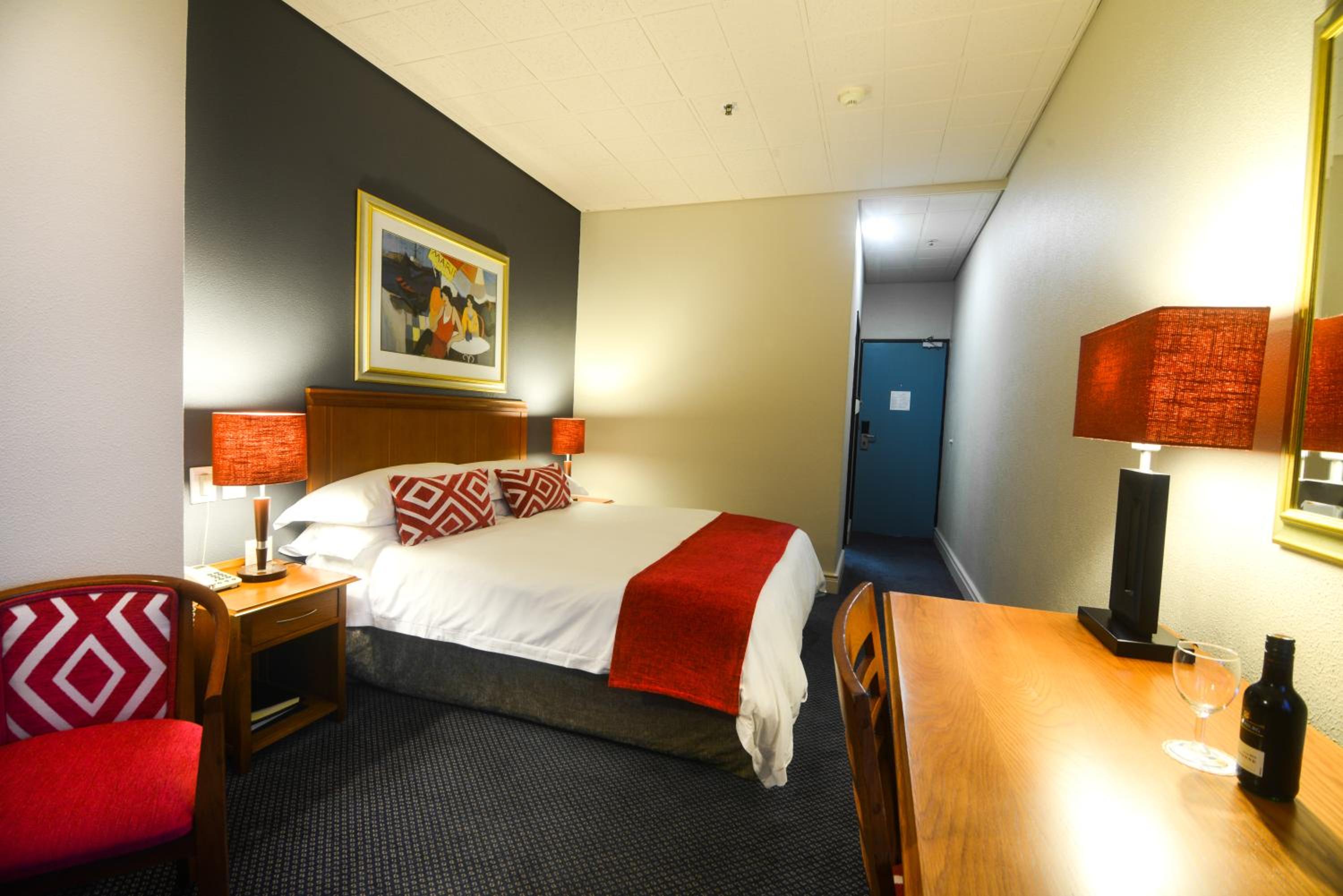 Superior Double or Twin Room - Photo 4