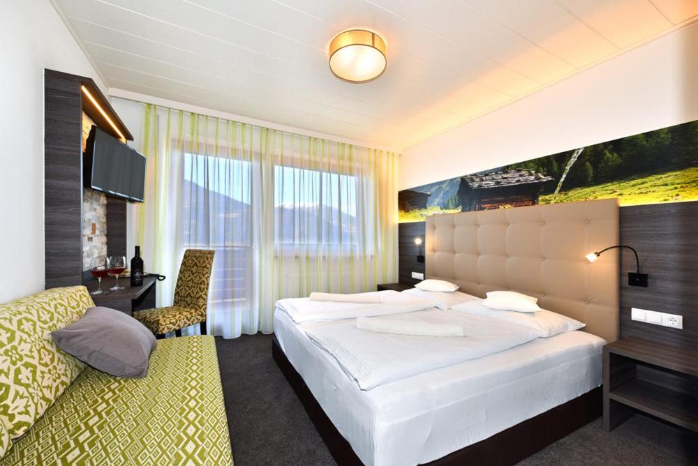 Double or Twin Room with Balcony