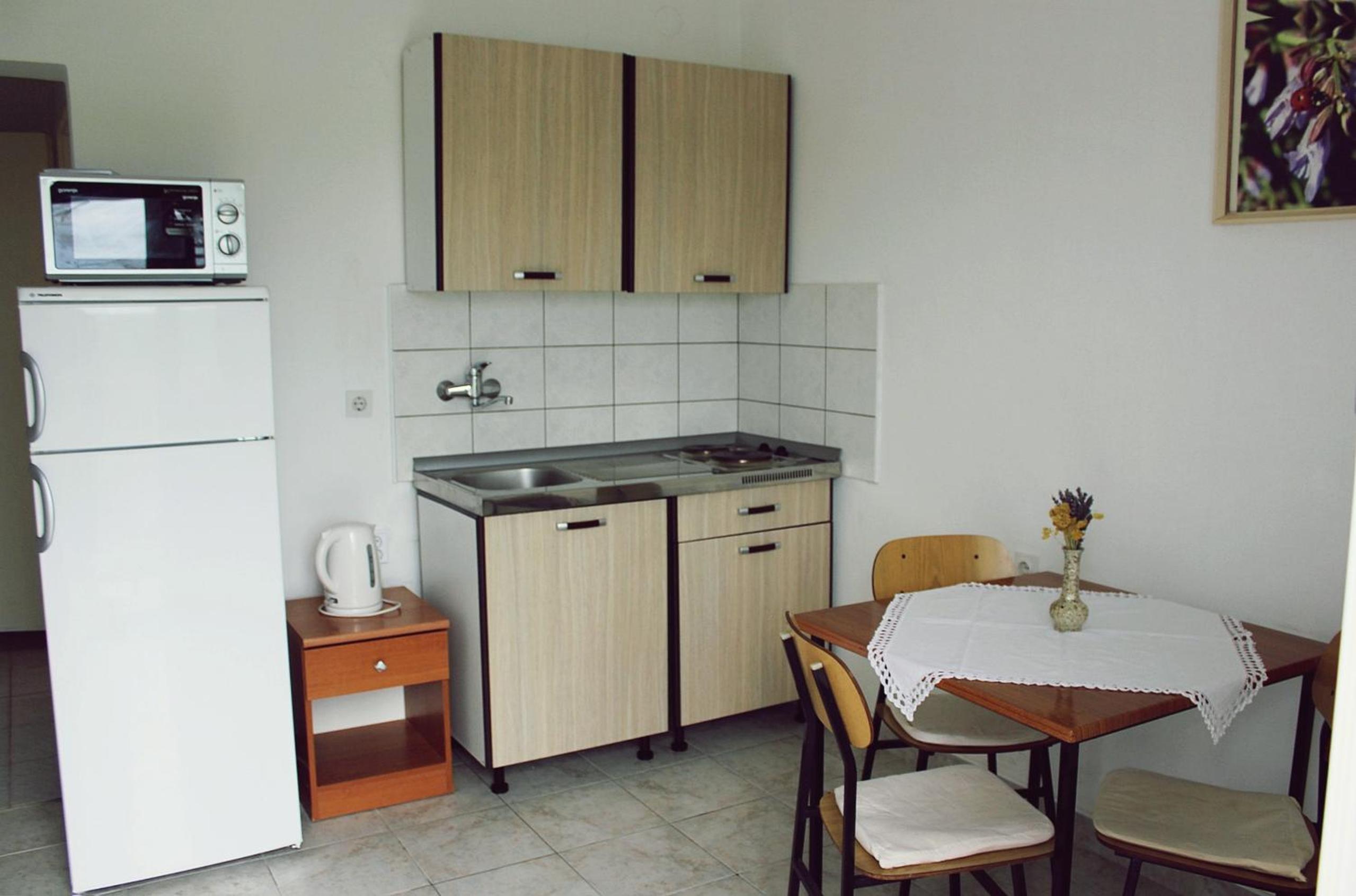 One-Bedroom Apartment photo 2