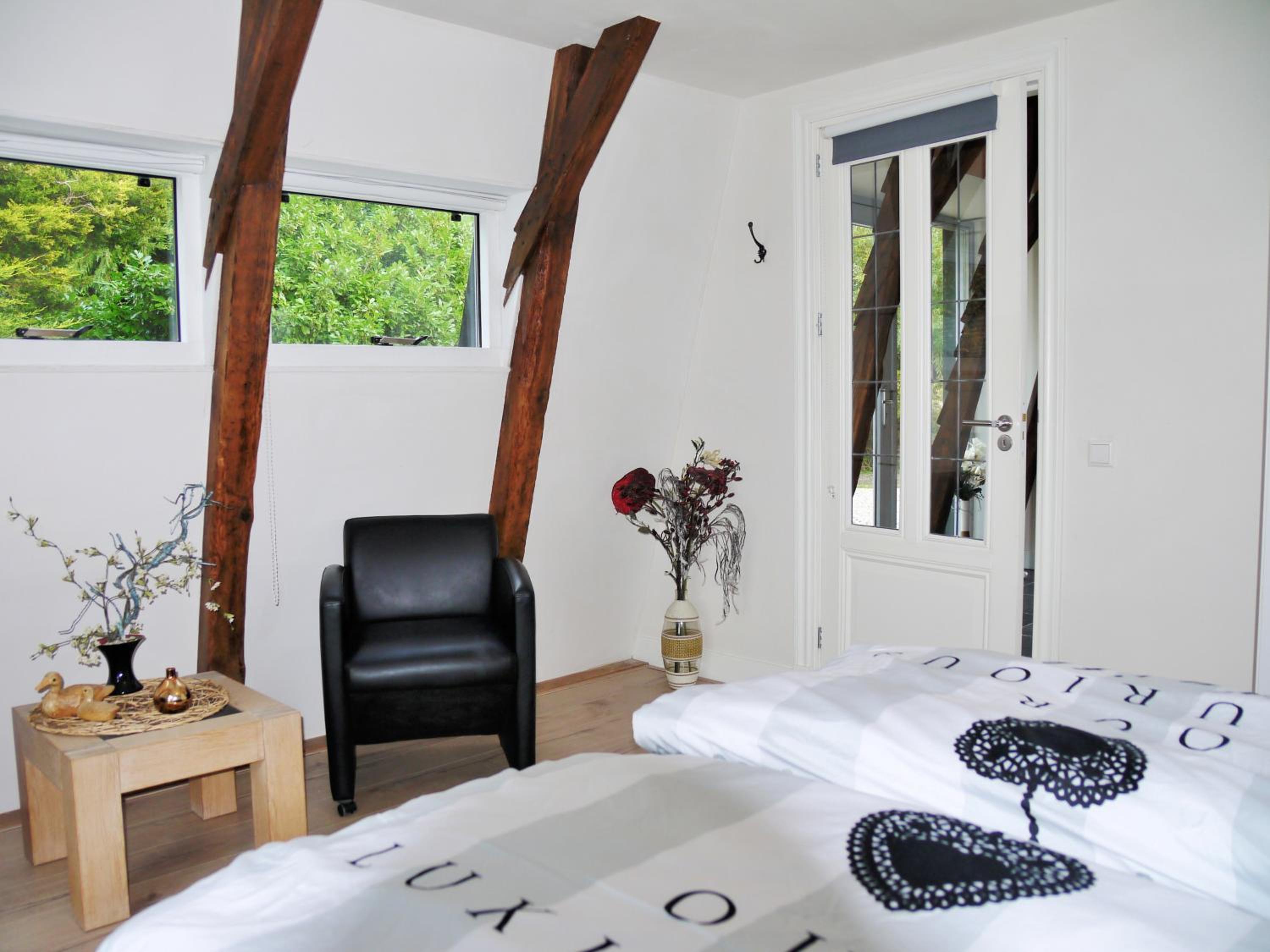 Two-Bedroom House photo 3