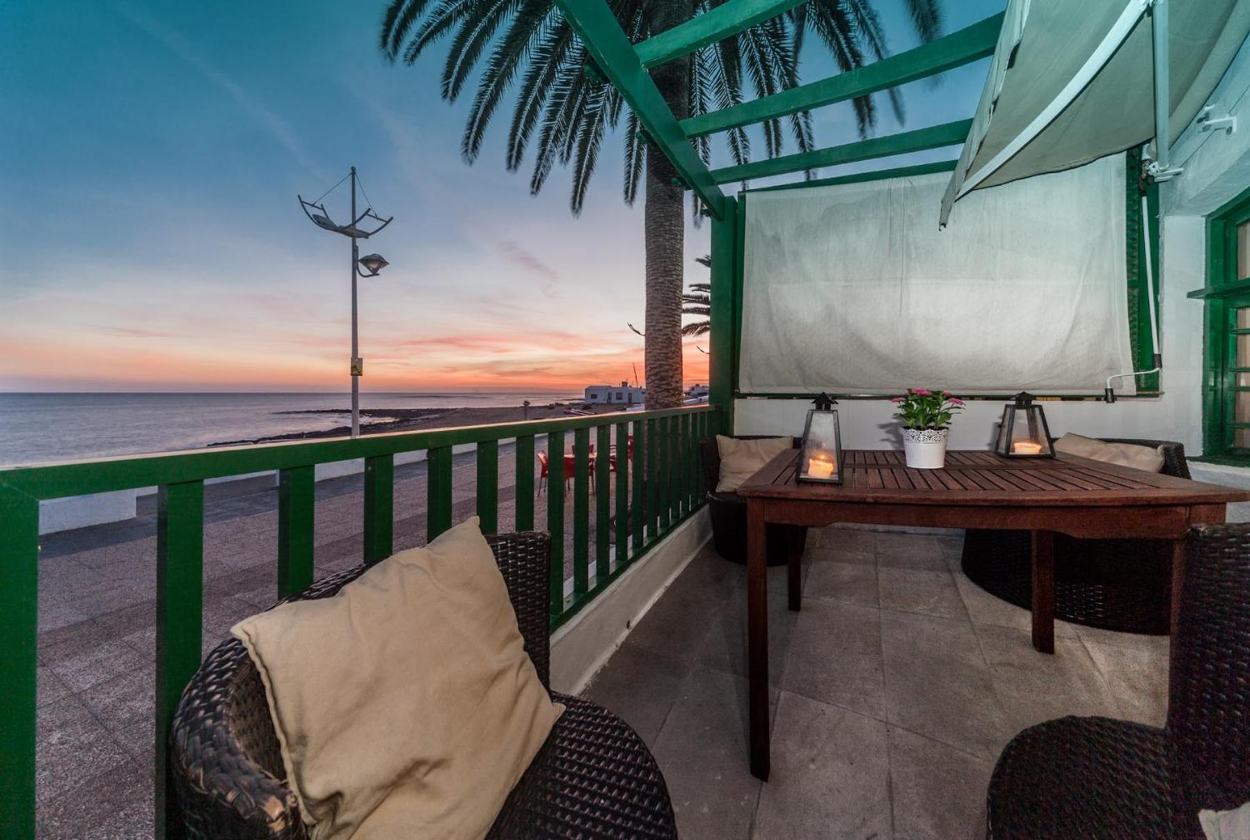 Apartment with Sea View photo 2