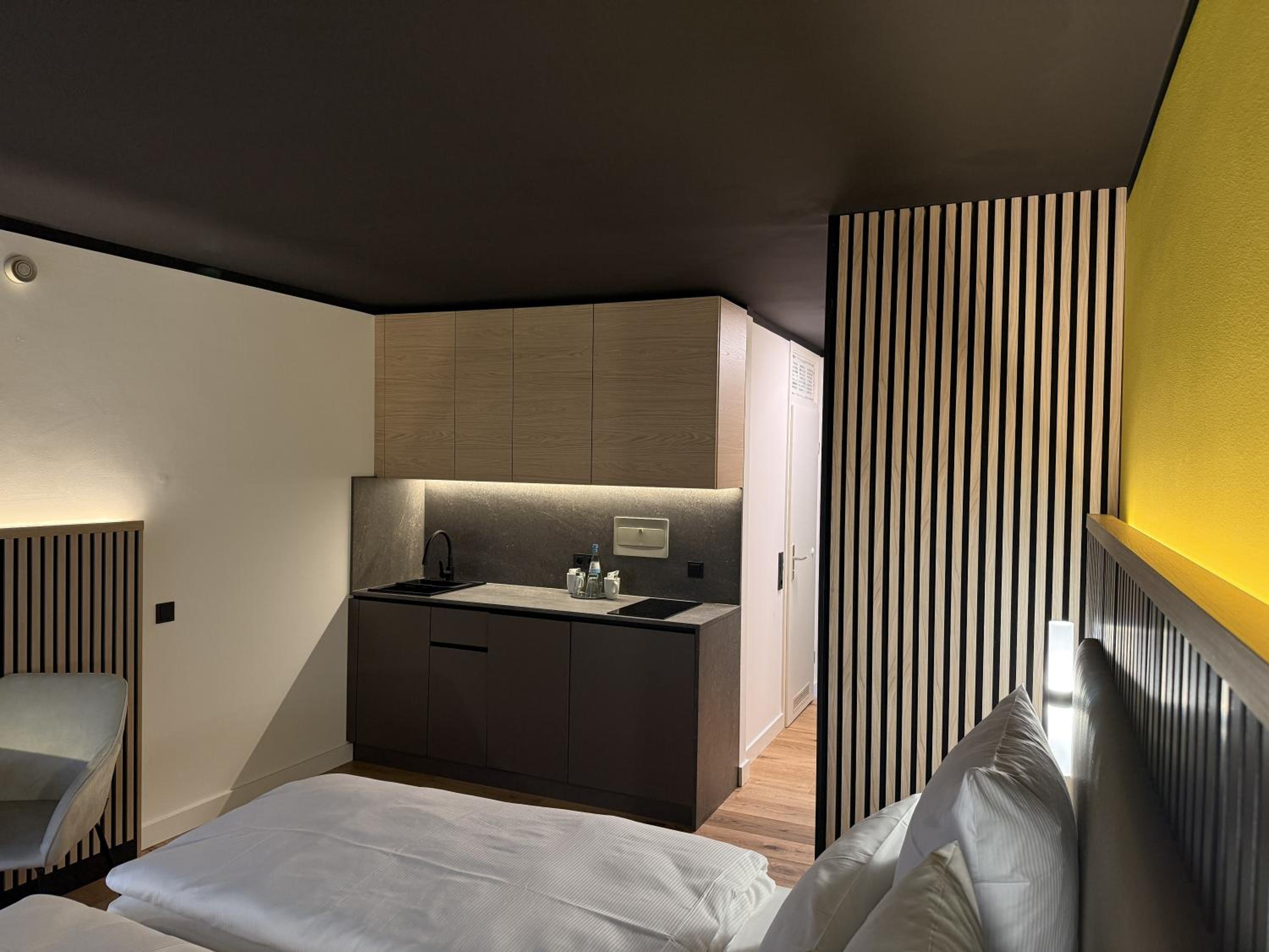 Deluxe Double Room photo 2