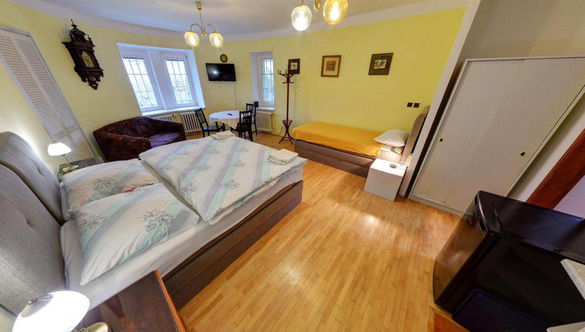 Triple Room