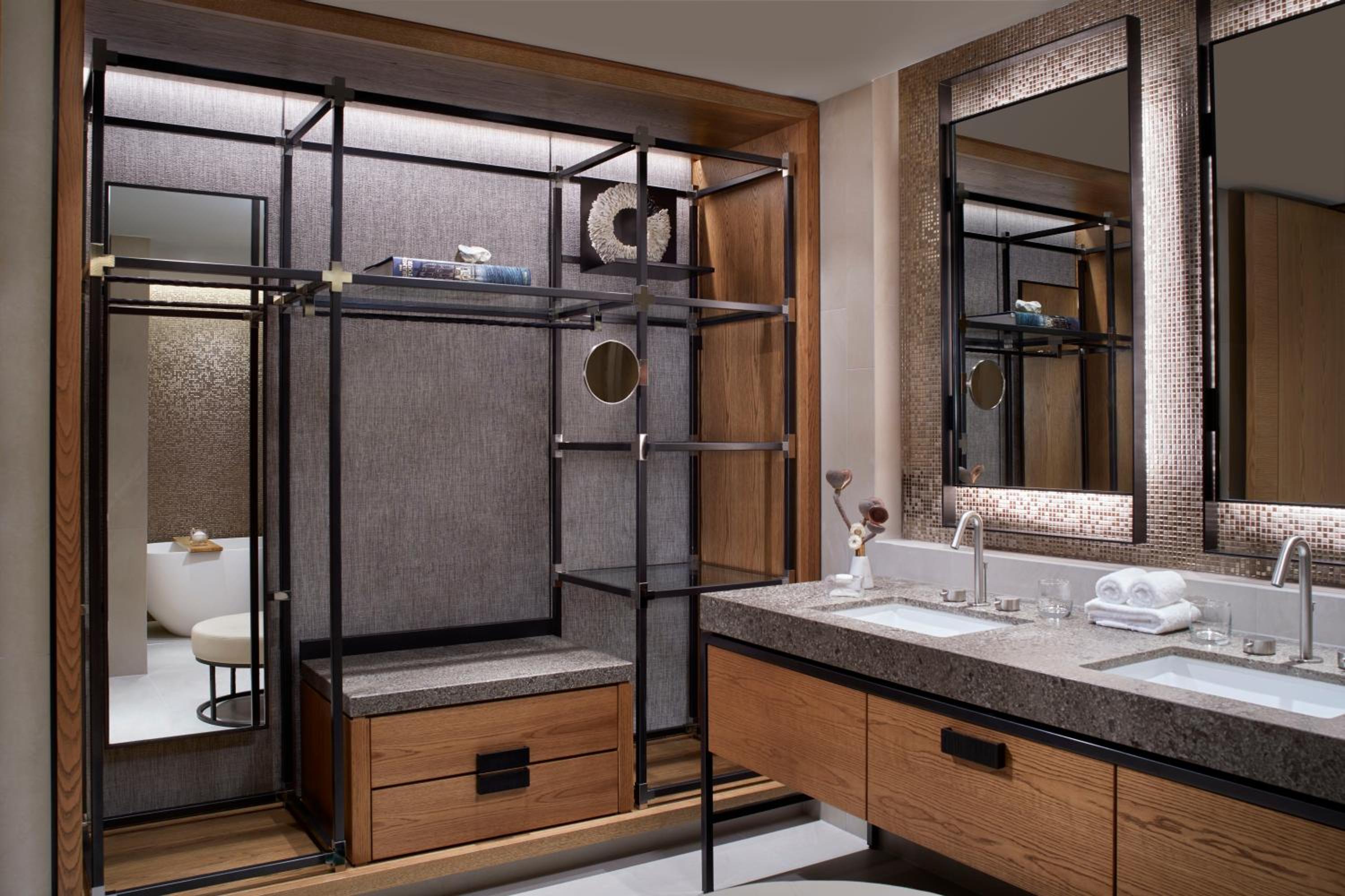King Room with Soaking Tub and Skyline View