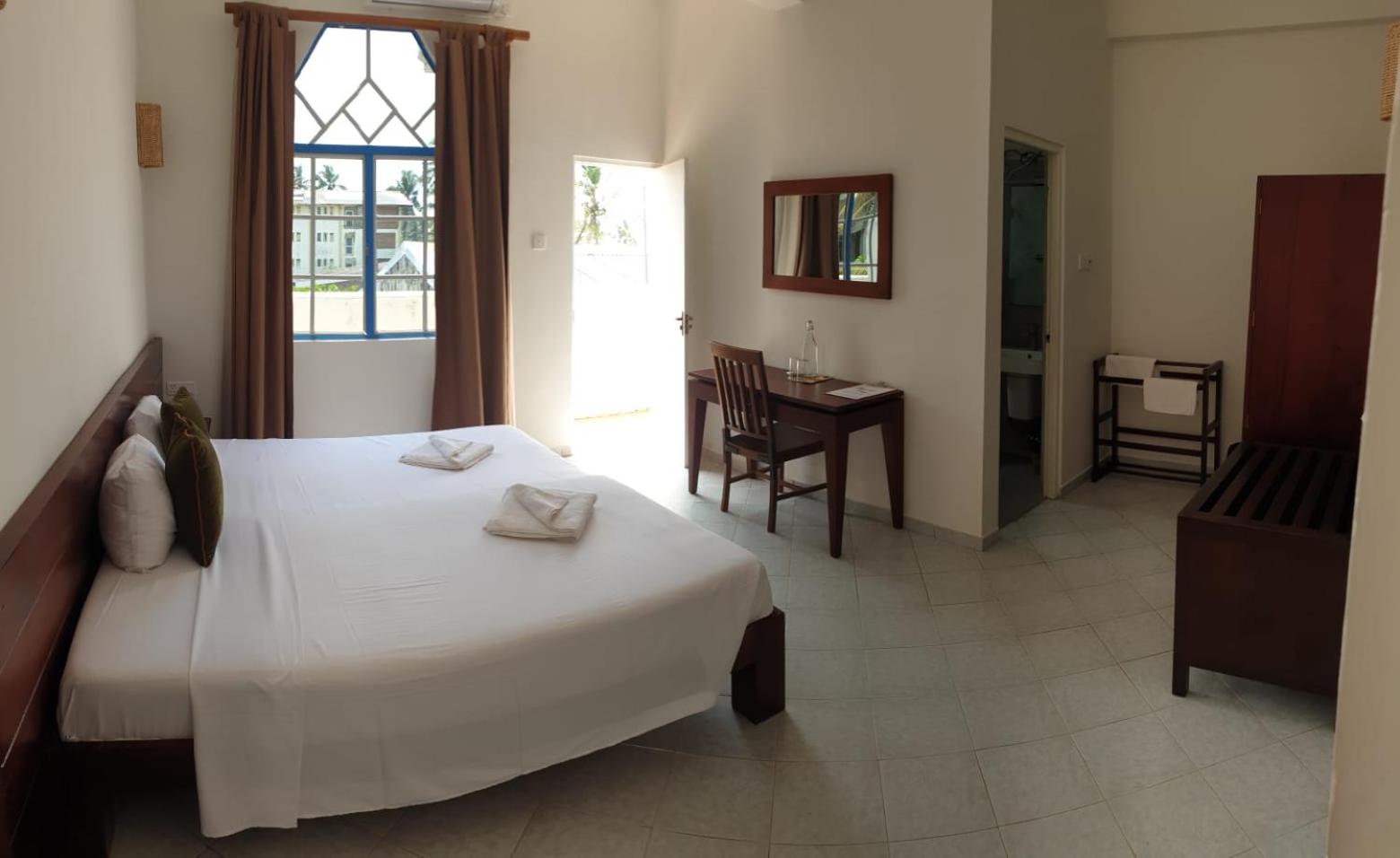Double or Twin Room with Balcony photo 1