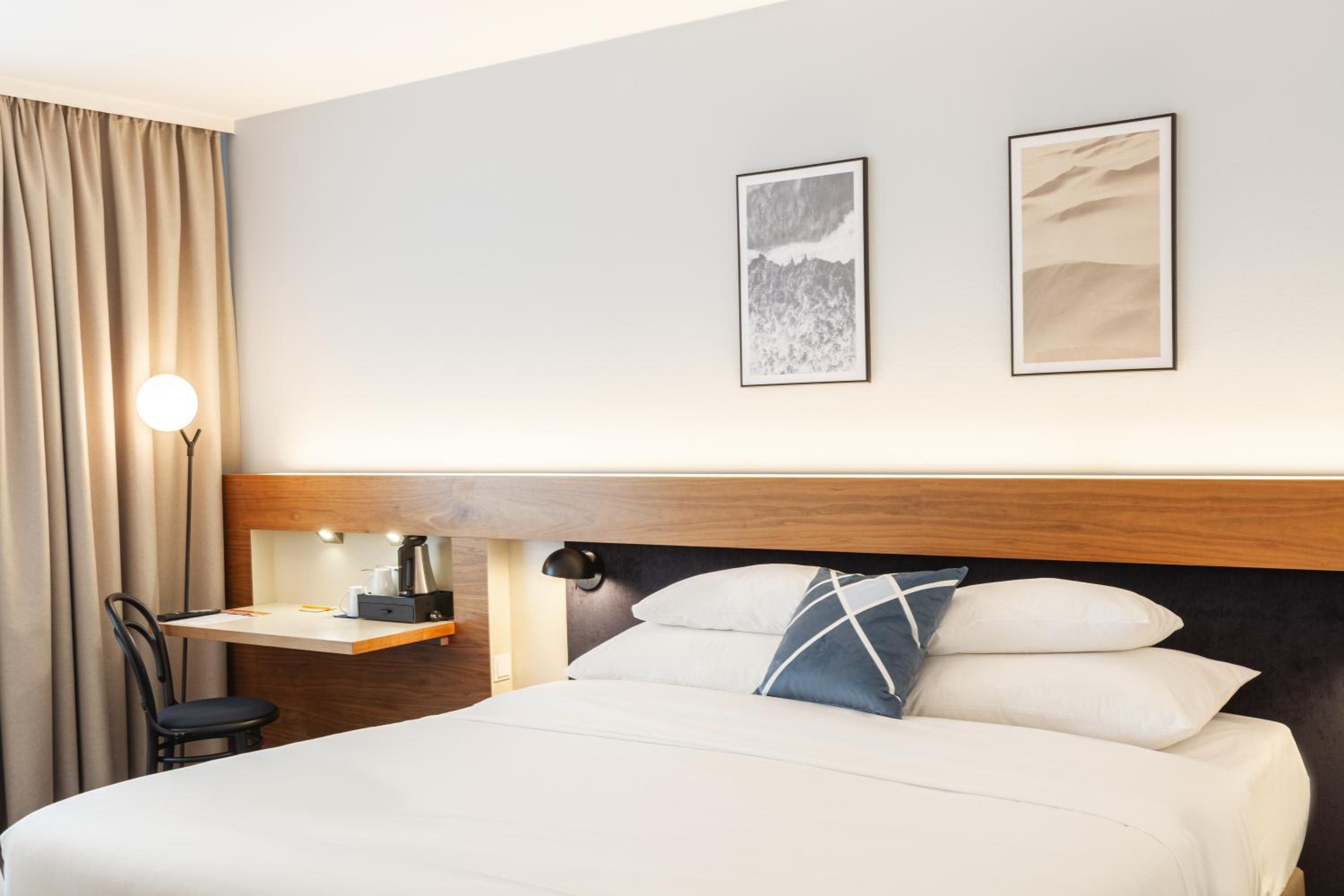 Standard Queen Guest Room