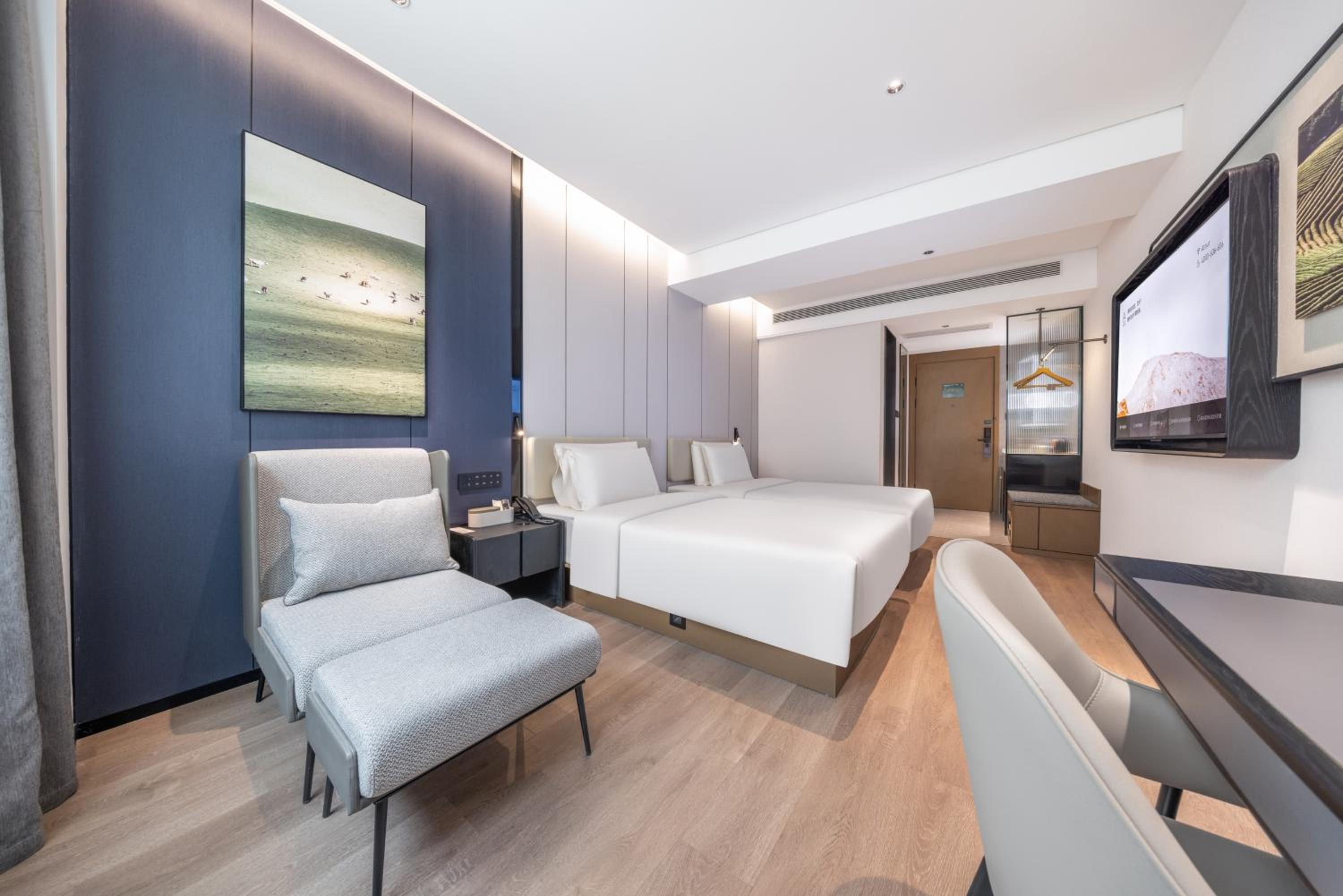 Superior Twin Room photo 2