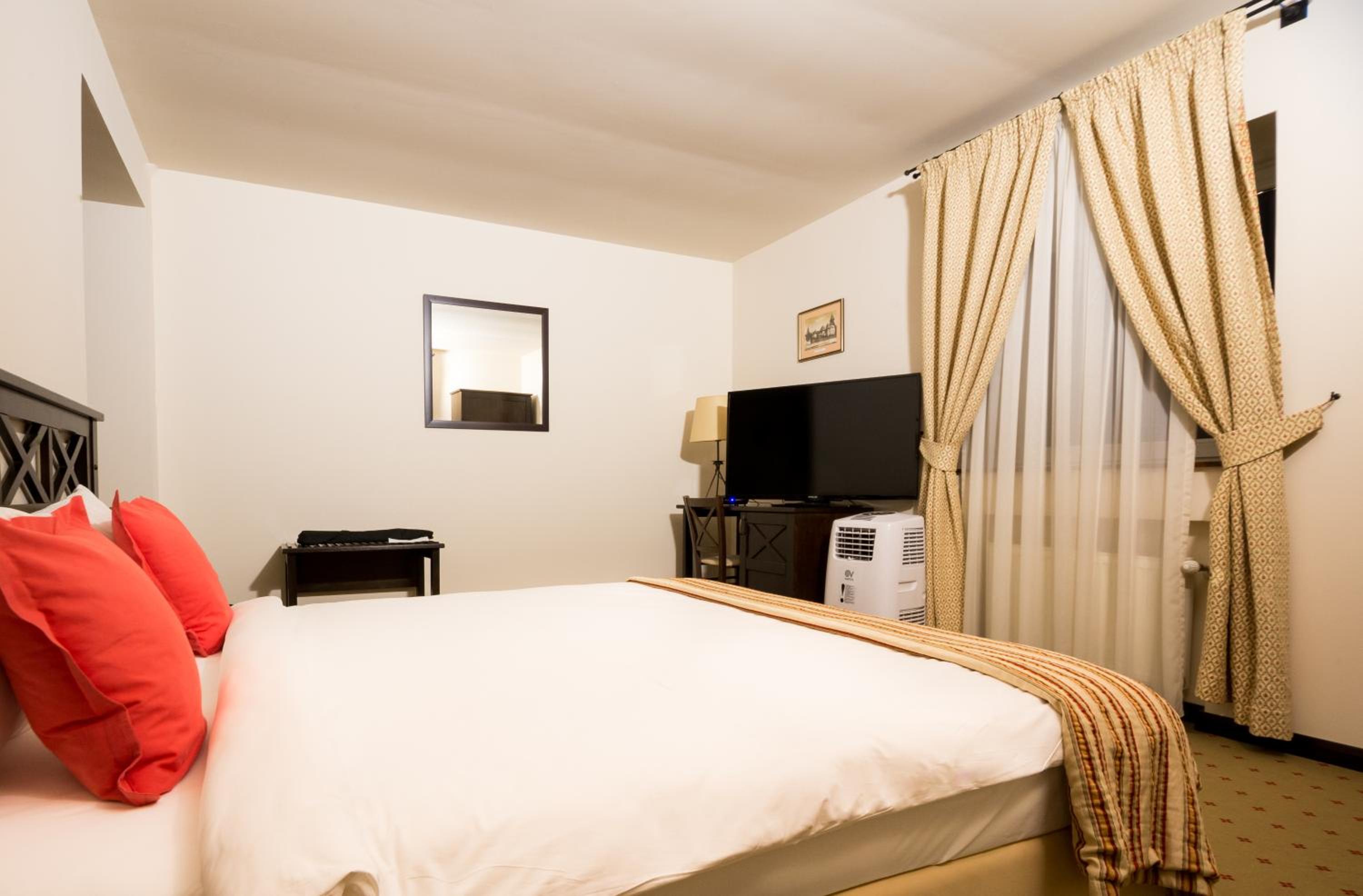Standard Double Room photo 2