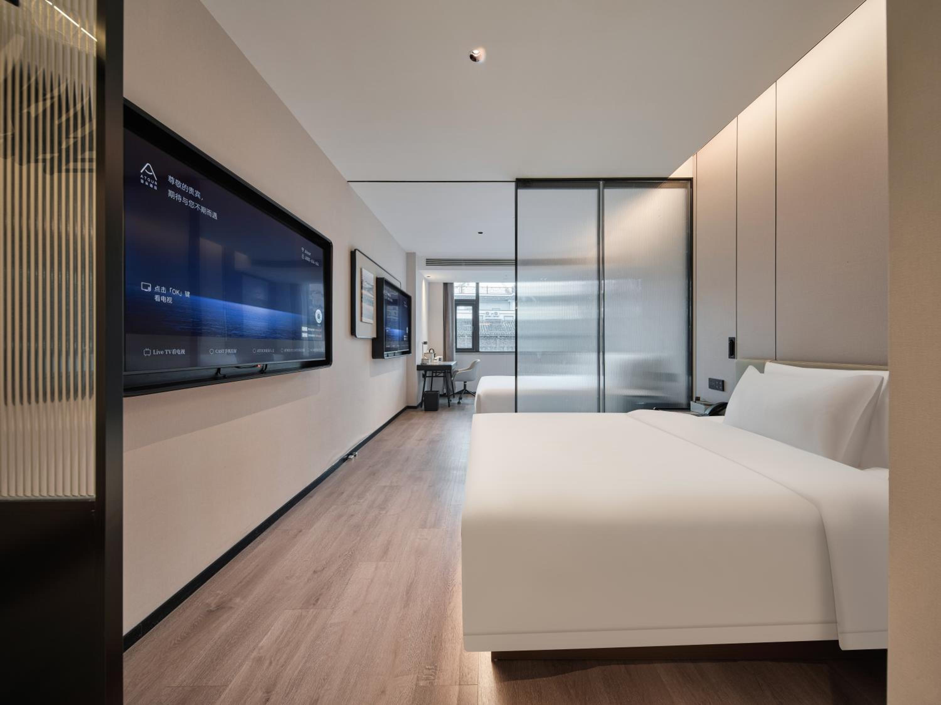 Premier Family Suite photo 3