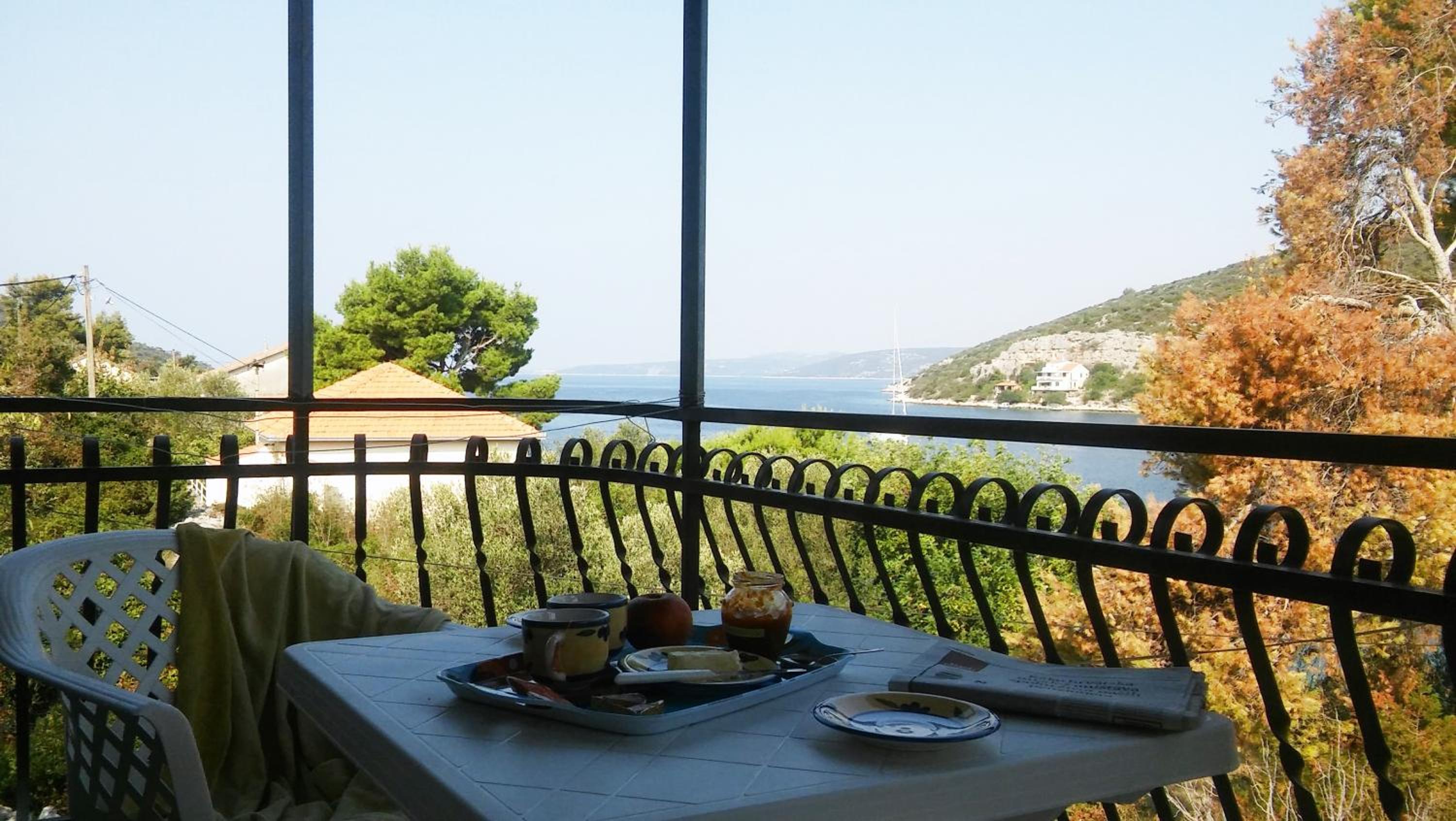 One-Bedroom Apartment With Terrace photo 3