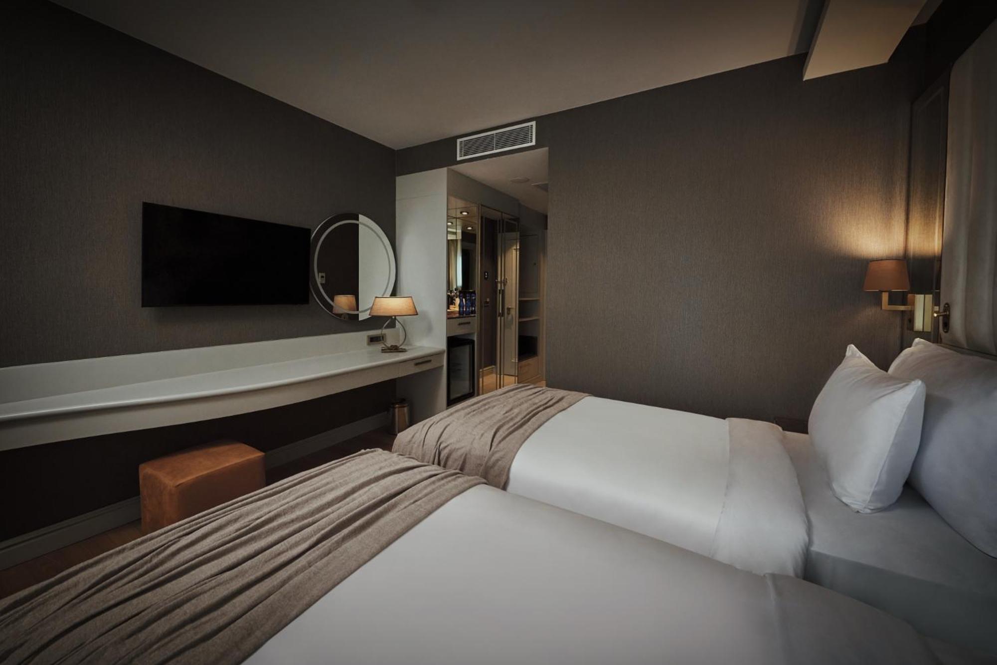 Classic Twin Room - No window