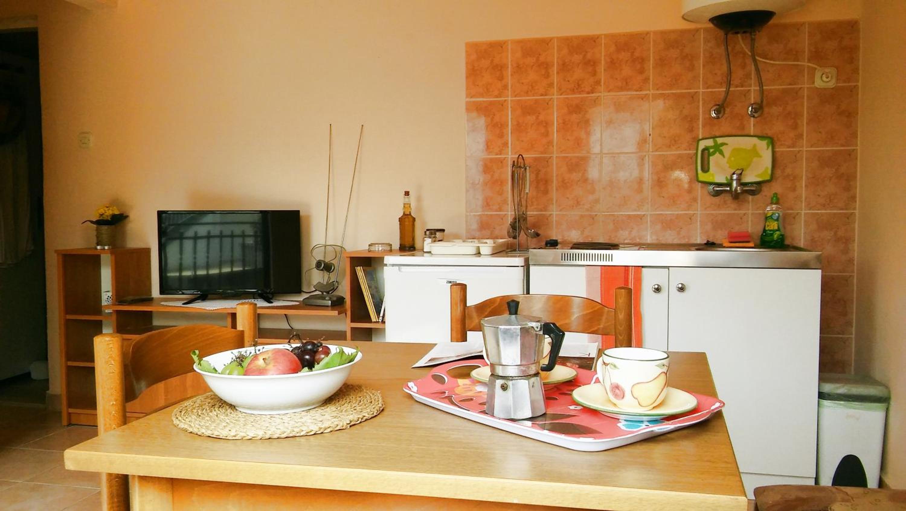 One-Bedroom Apartment With Terrace photo 2