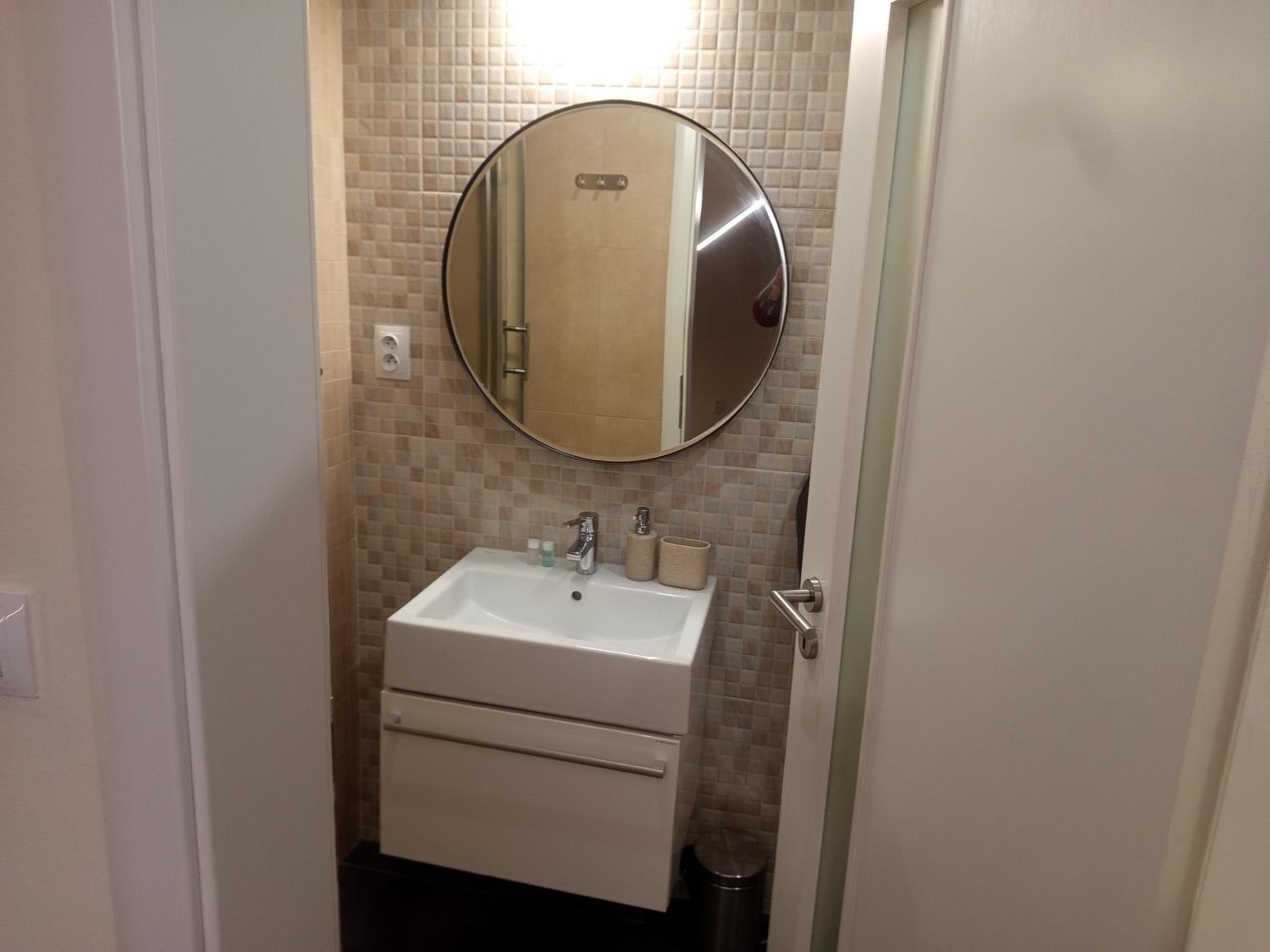 Standard Apartment - Photo 2