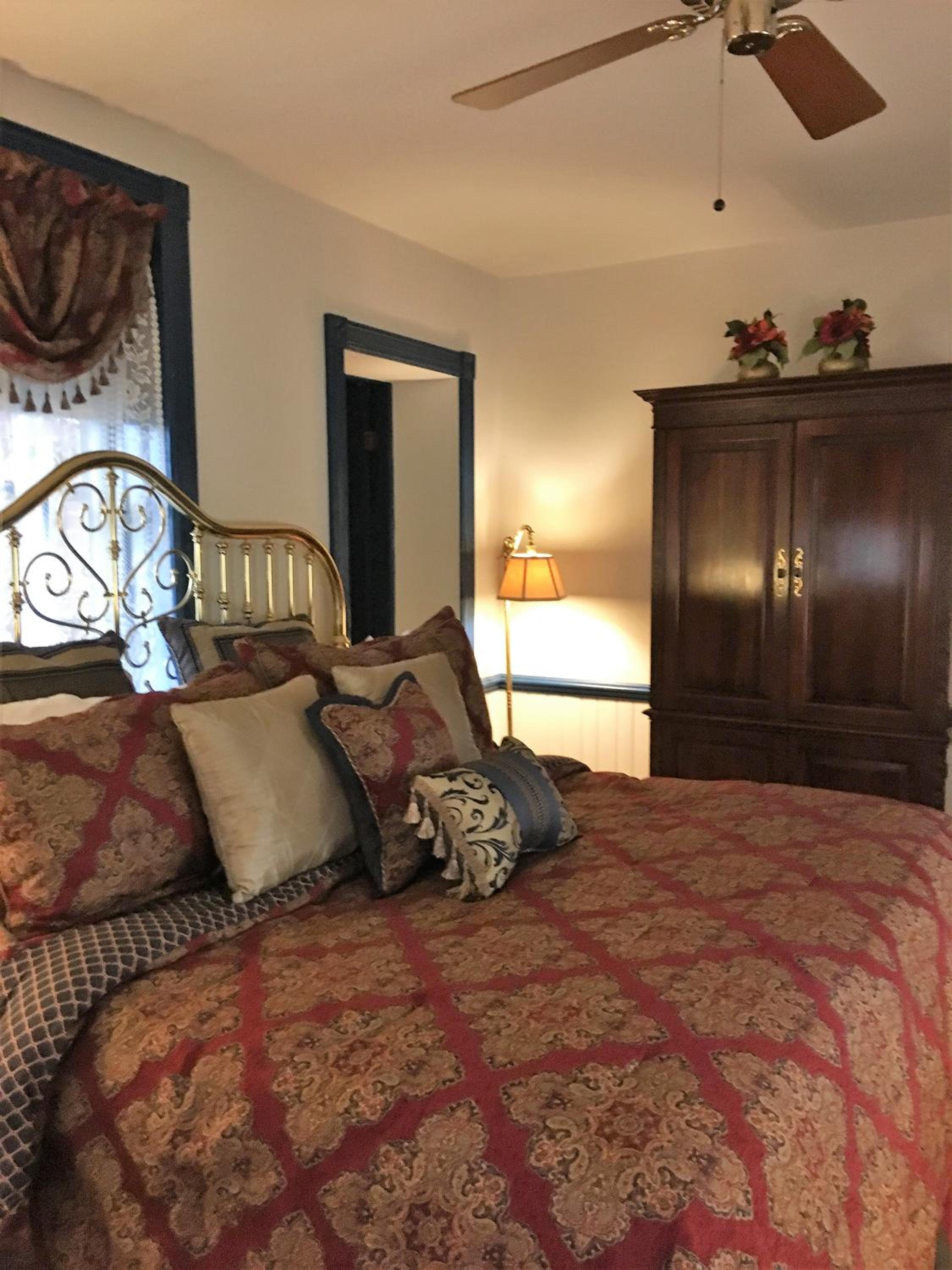 Superior King Room