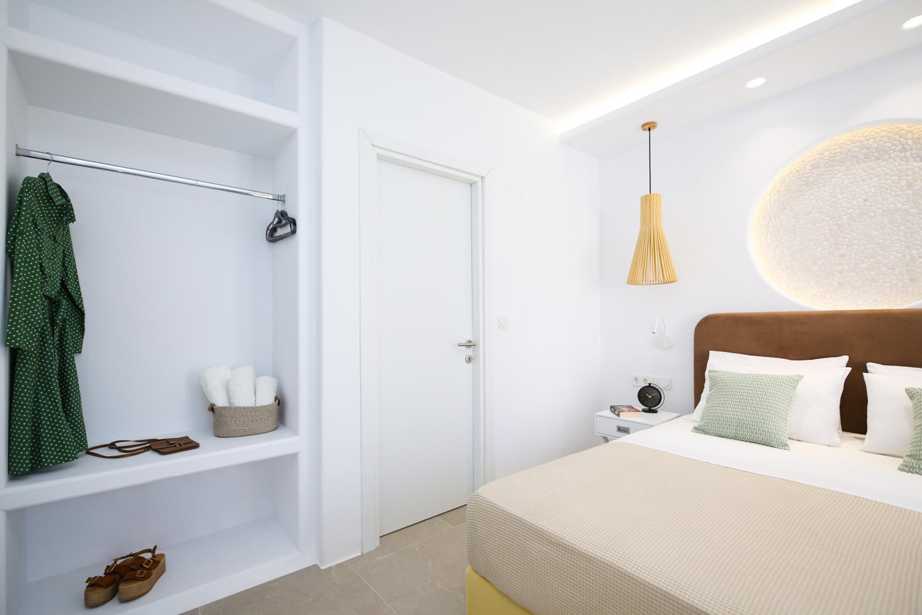 One-Bedroom Villa - Photo 1