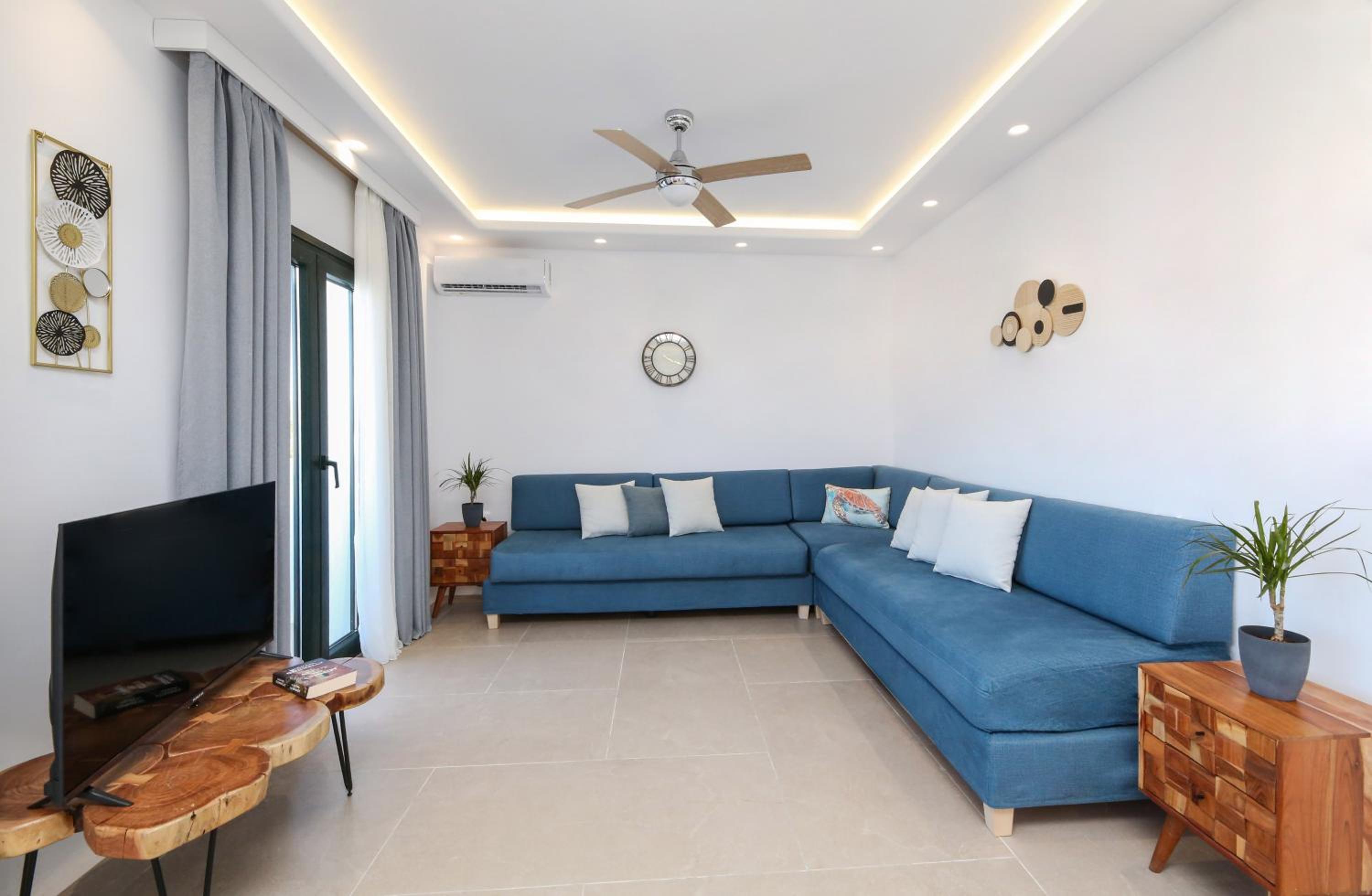 One-Bedroom Villa - Photo 6