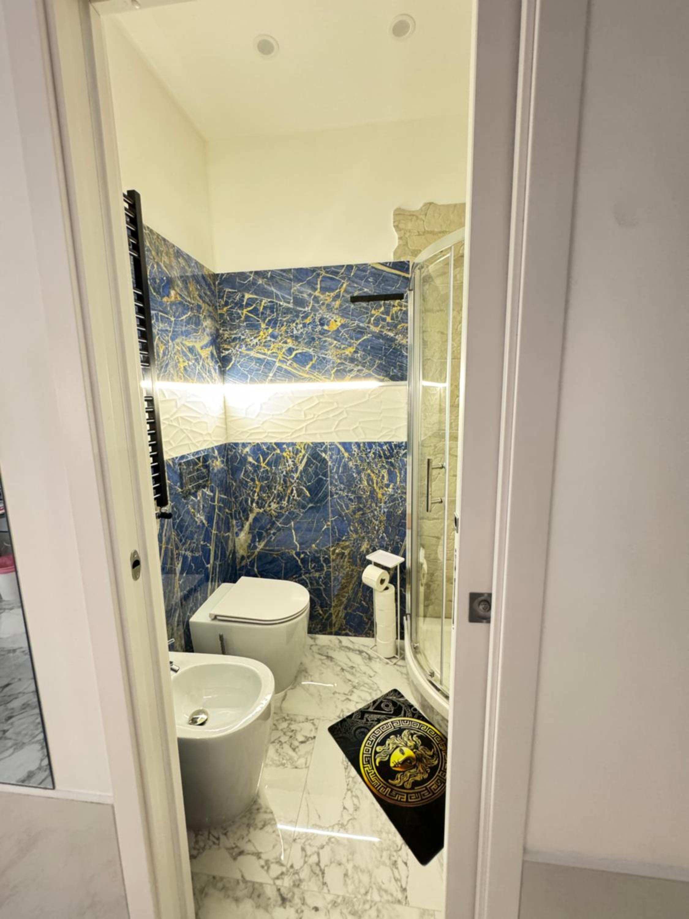 King Room with Spa Bath photo 3