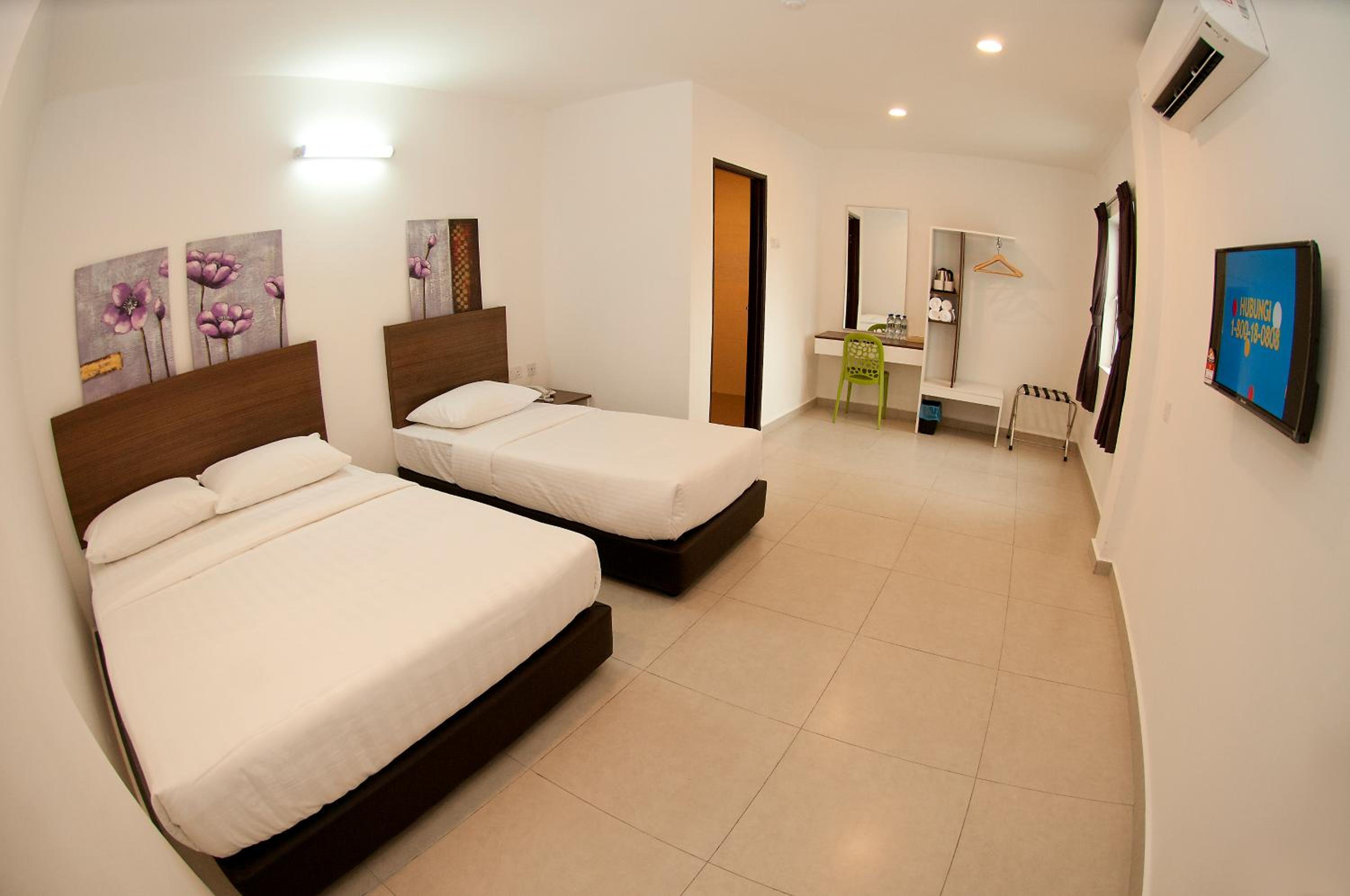 Superior Triple Room - Photo 2