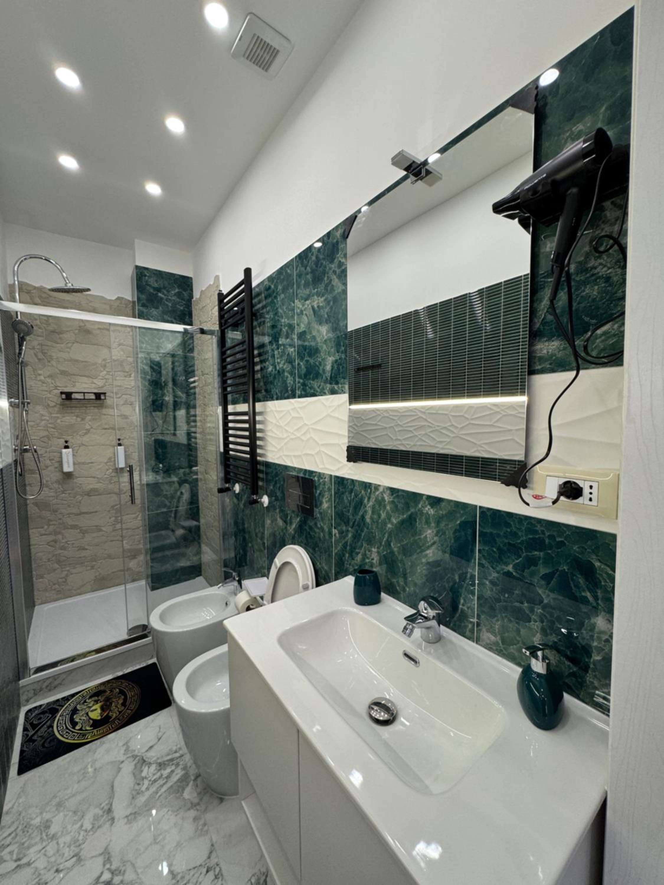 King Room with Spa Bath photo 2